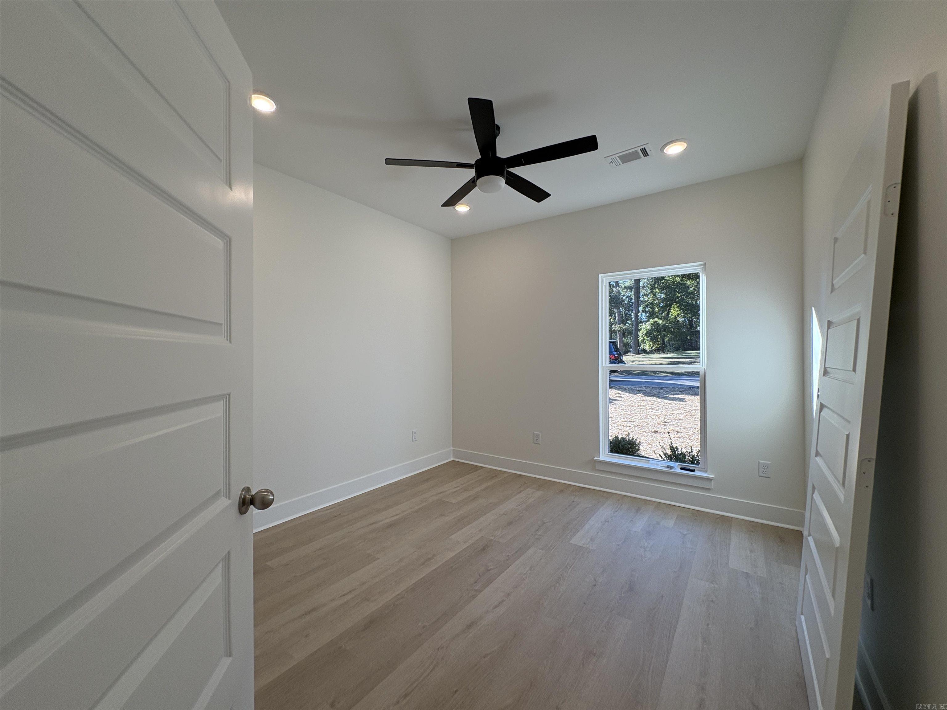 2-B Silverleaf  Greenbrier, AR