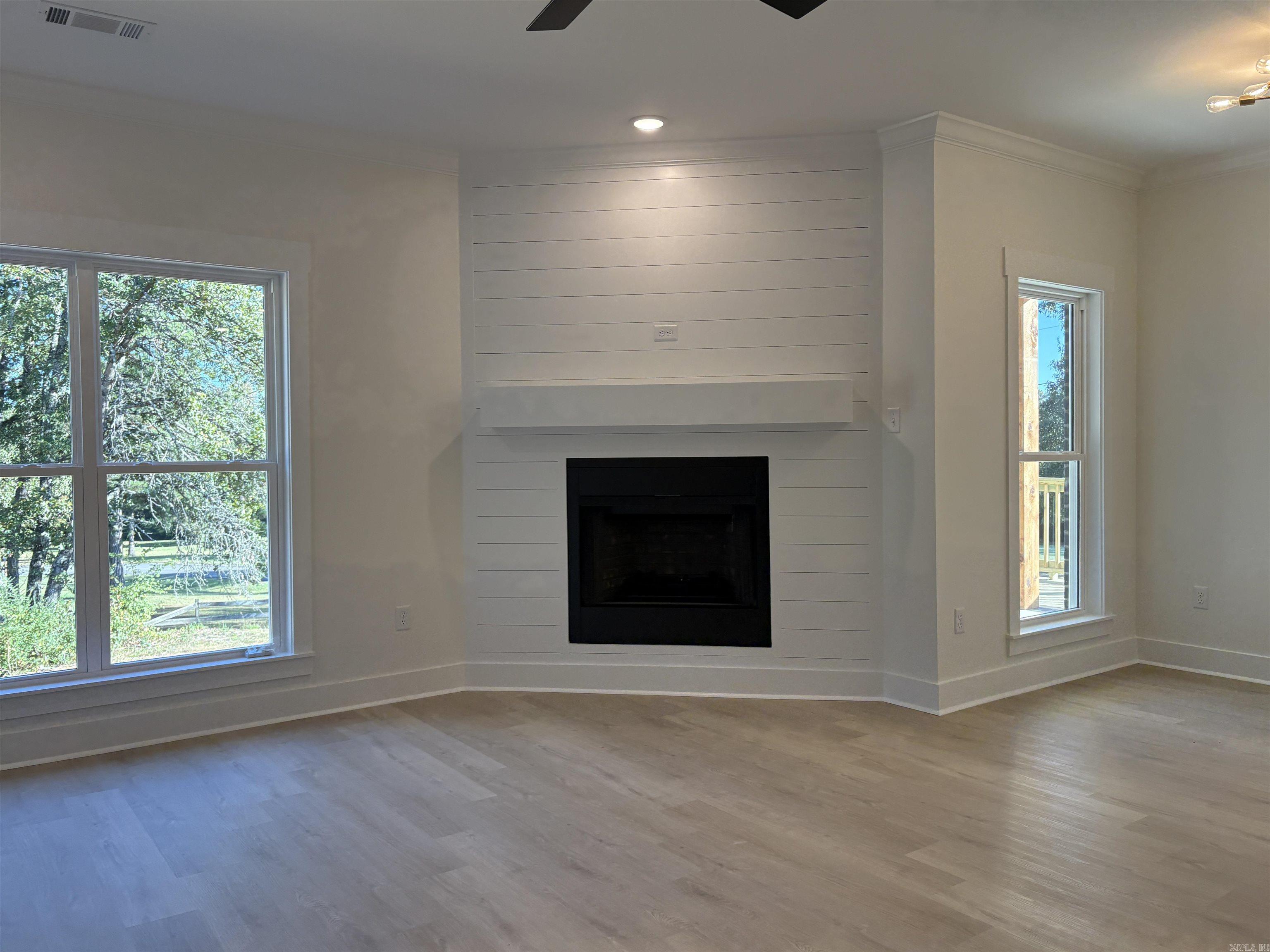 2-B Silverleaf  Greenbrier, AR