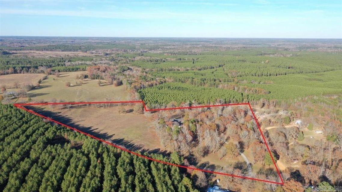 9791 Farm Market 251 South  Bivins, TX