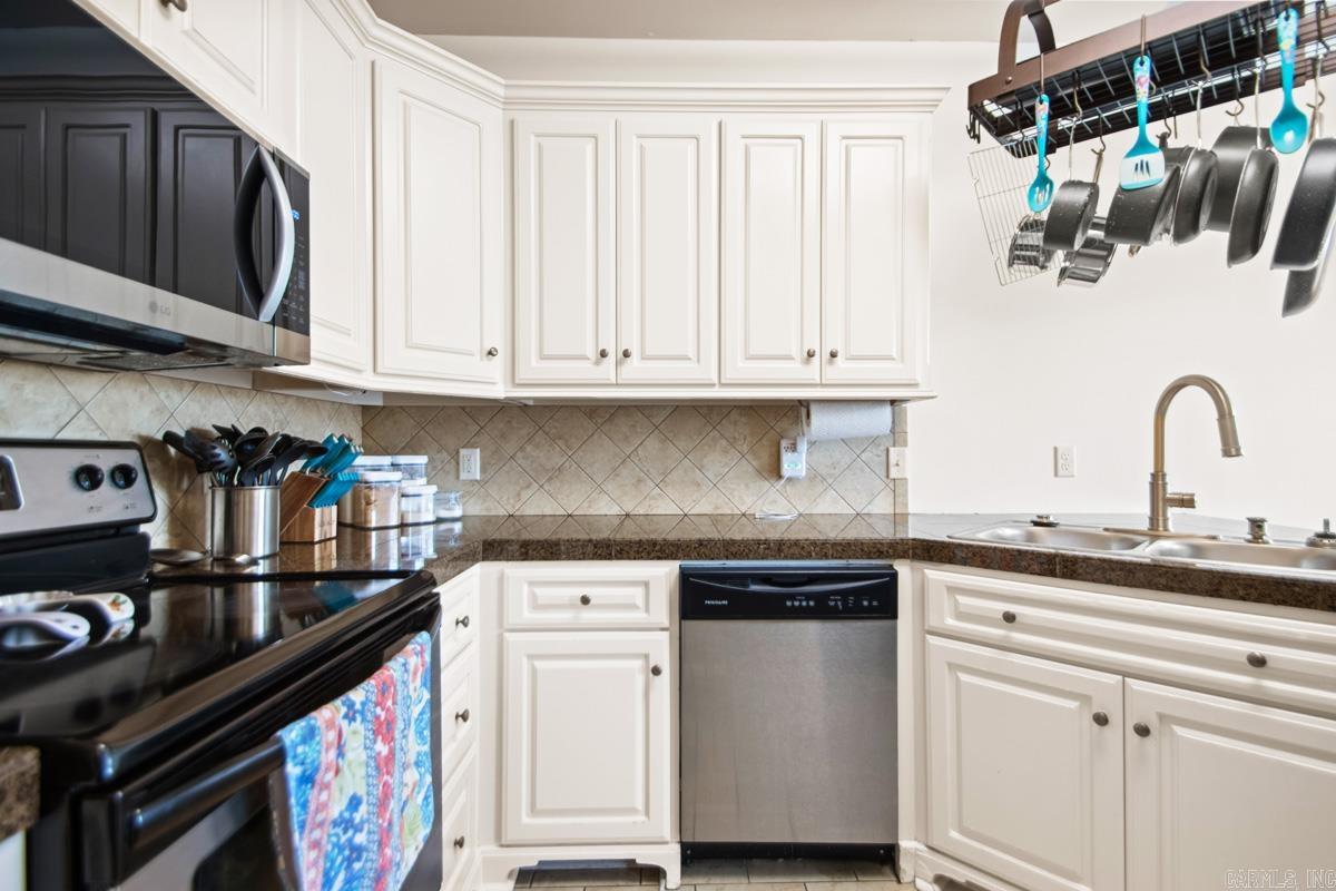 504 Adams Vineyard Rd  Benton, AR