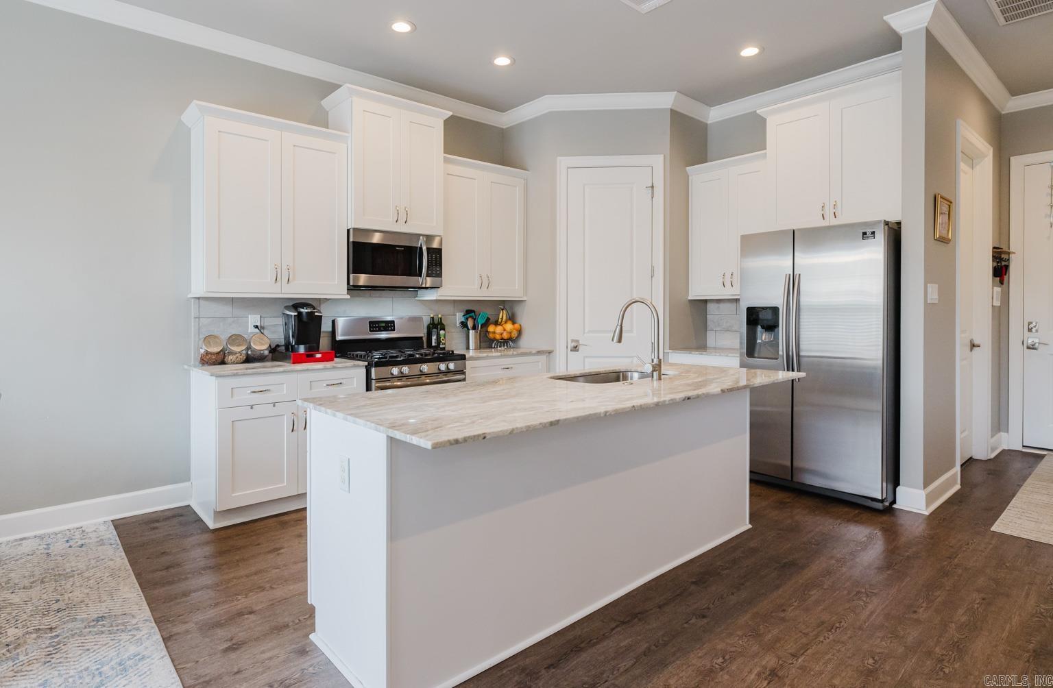 424 Valley Ranch Cir  Little Rock, AR