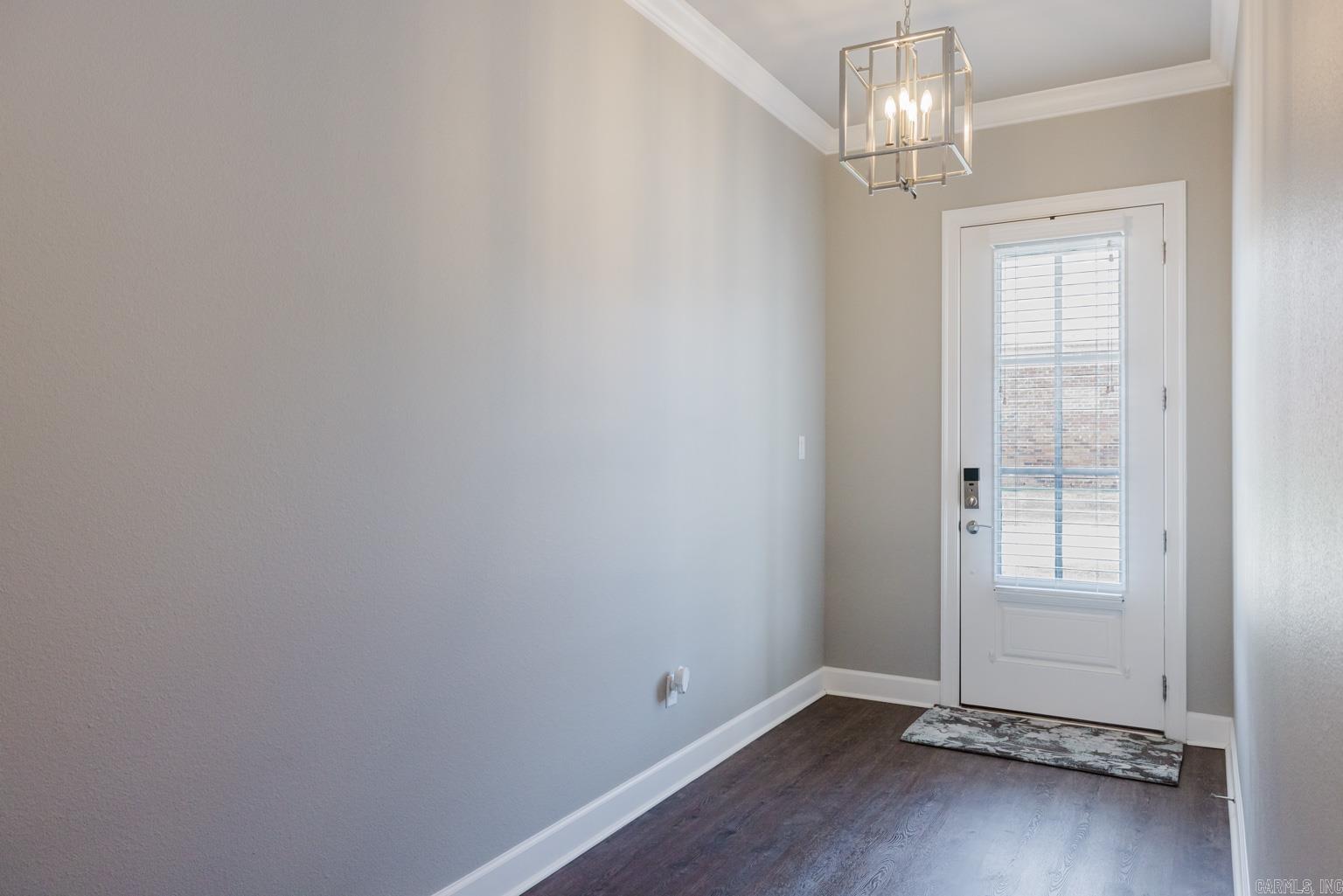 424 Valley Ranch Cir  Little Rock, AR