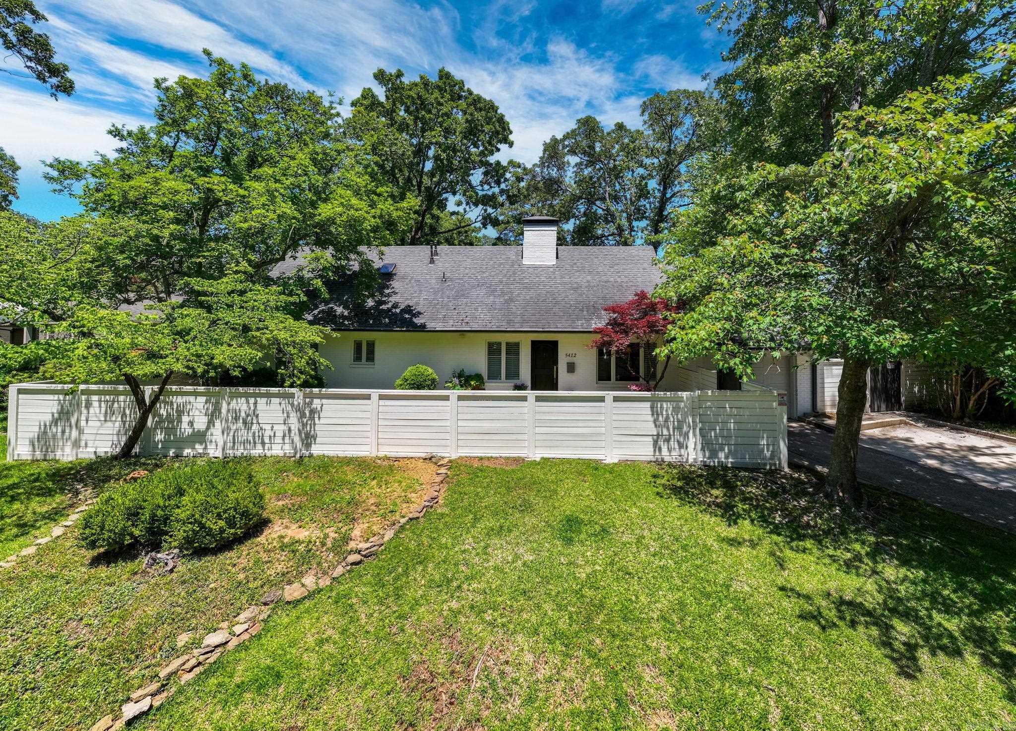 5412 S Grandview  Little Rock, AR