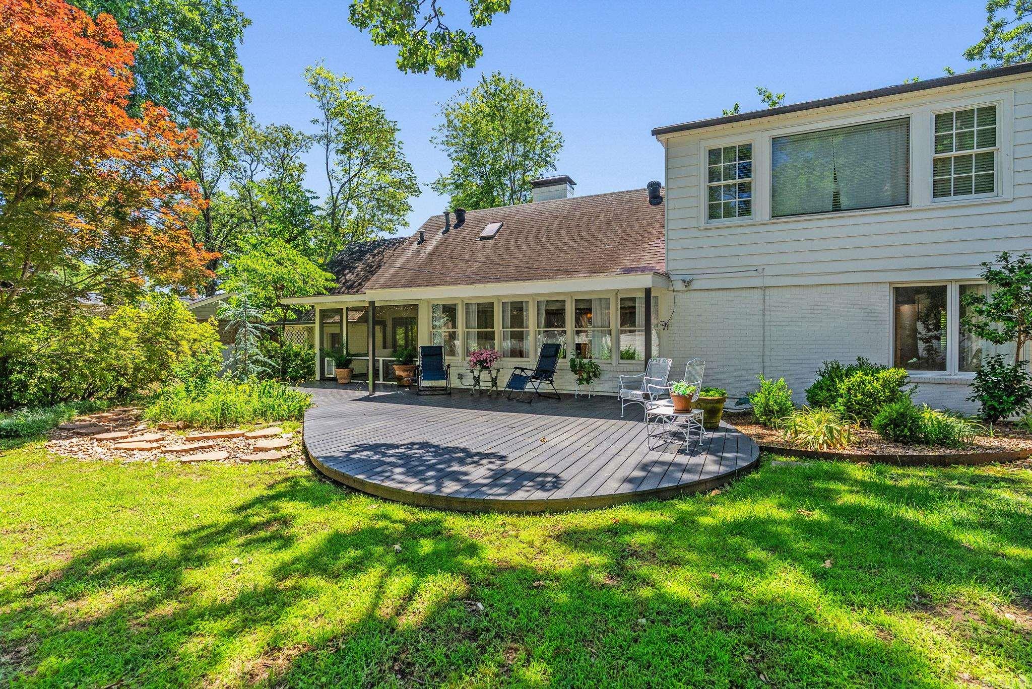 5412 S Grandview  Little Rock, AR