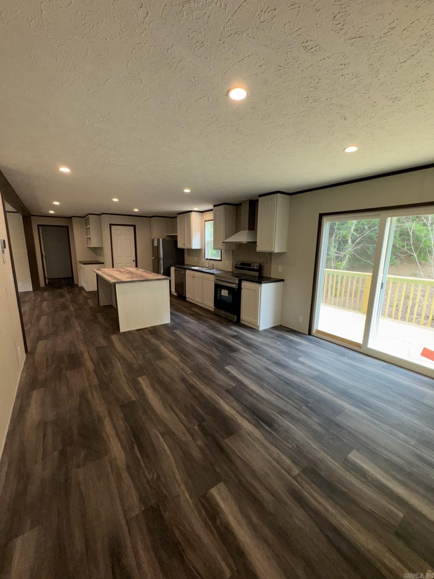 137 Parkshores circle  Hot Springs, AR