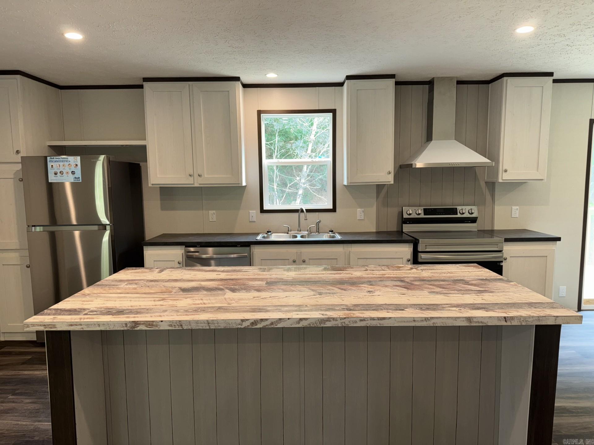 137 Parkshores circle  Hot Springs, AR