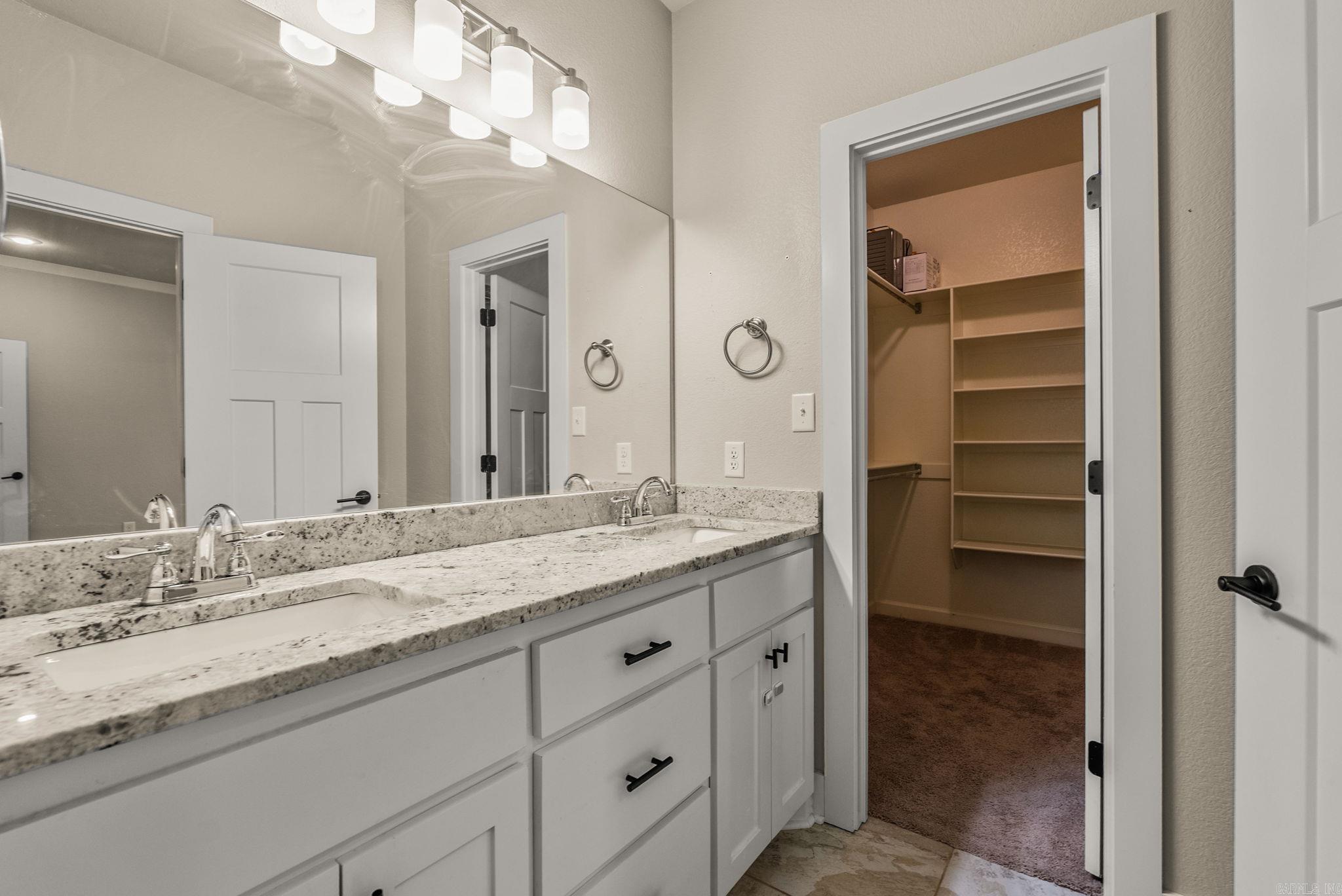 16 Cobalt  Greenbrier, AR