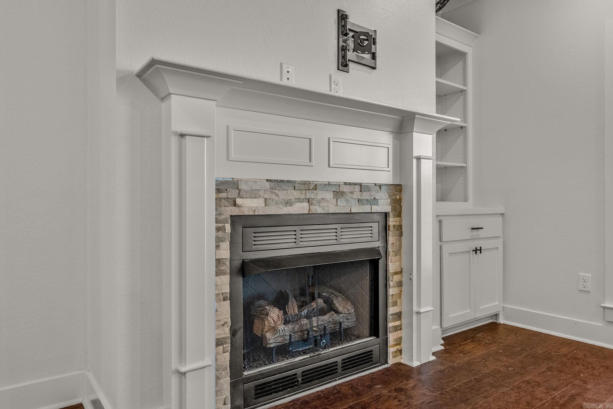 16 Cobalt  Greenbrier, AR