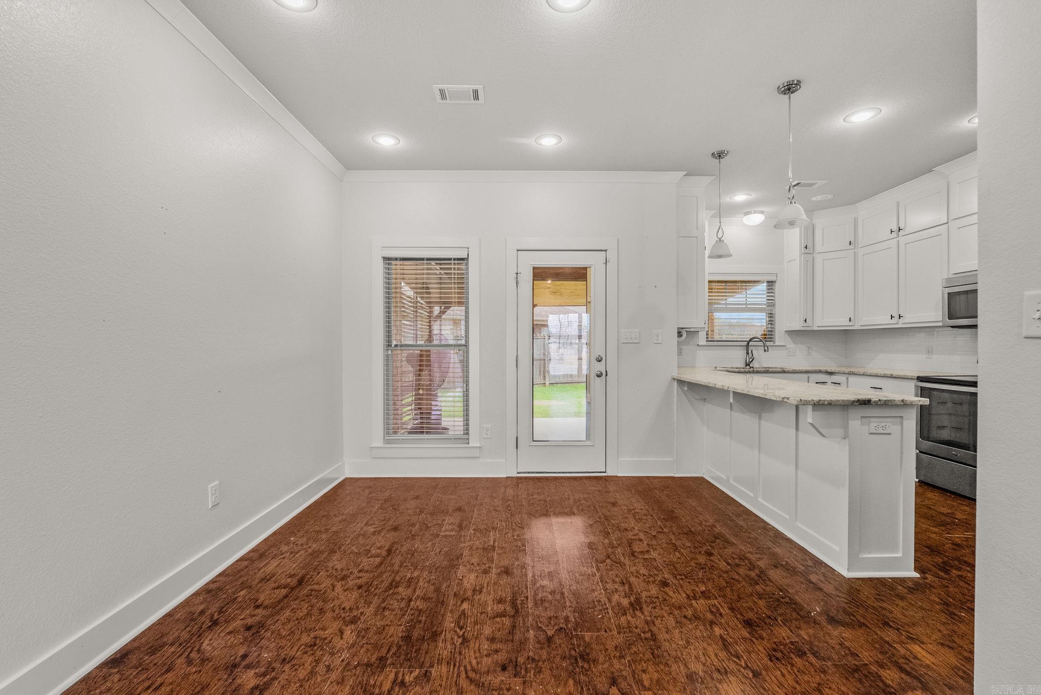 16 Cobalt  Greenbrier, AR