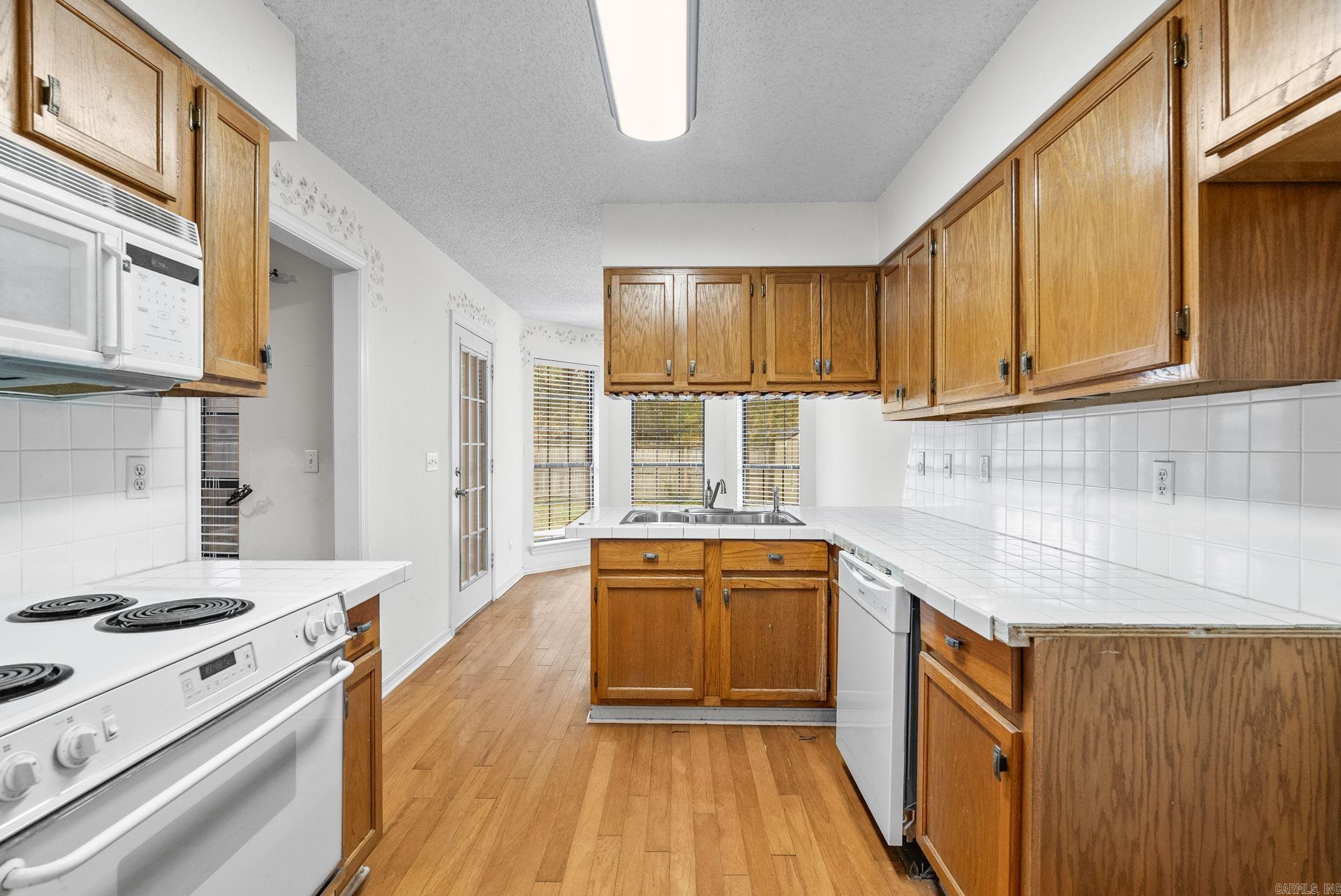 2420 Morse  Conway, AR