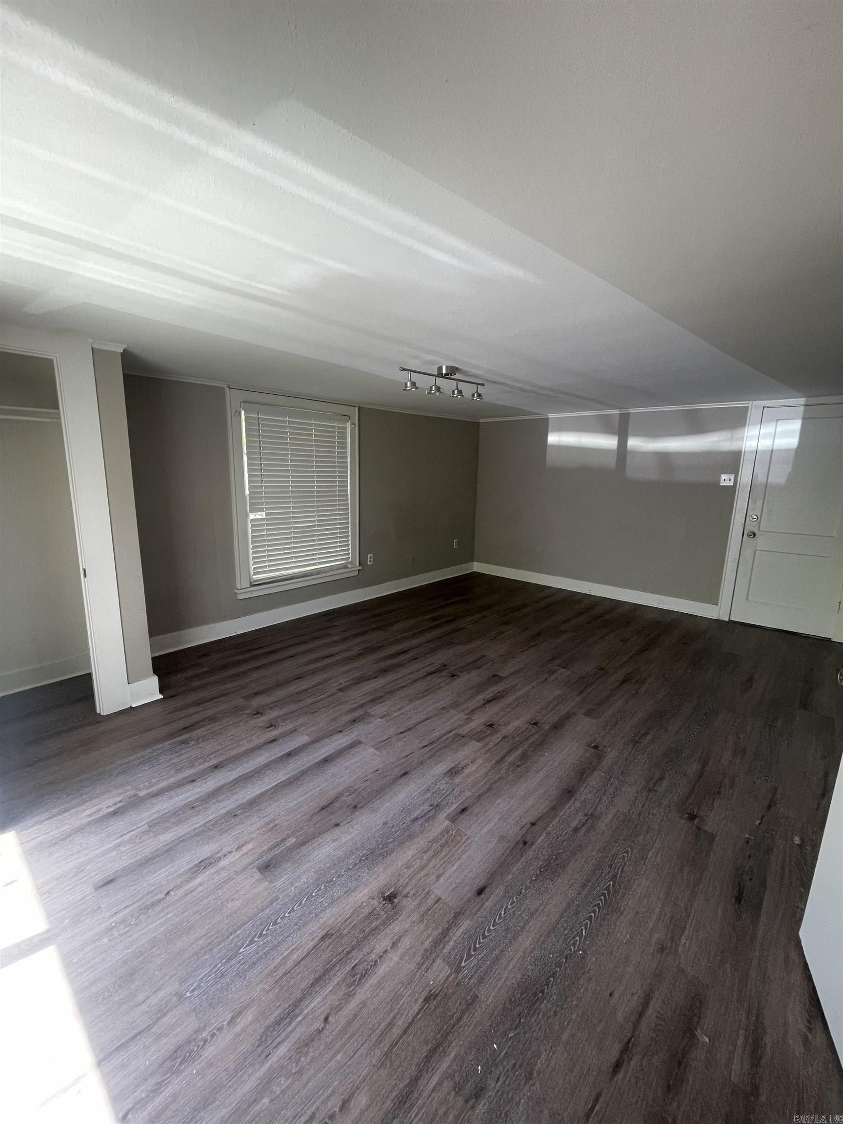 1834 Johnston  Conway, AR