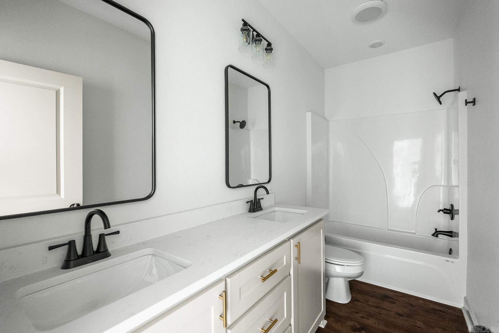 7 Sunset  Morrilton, AR