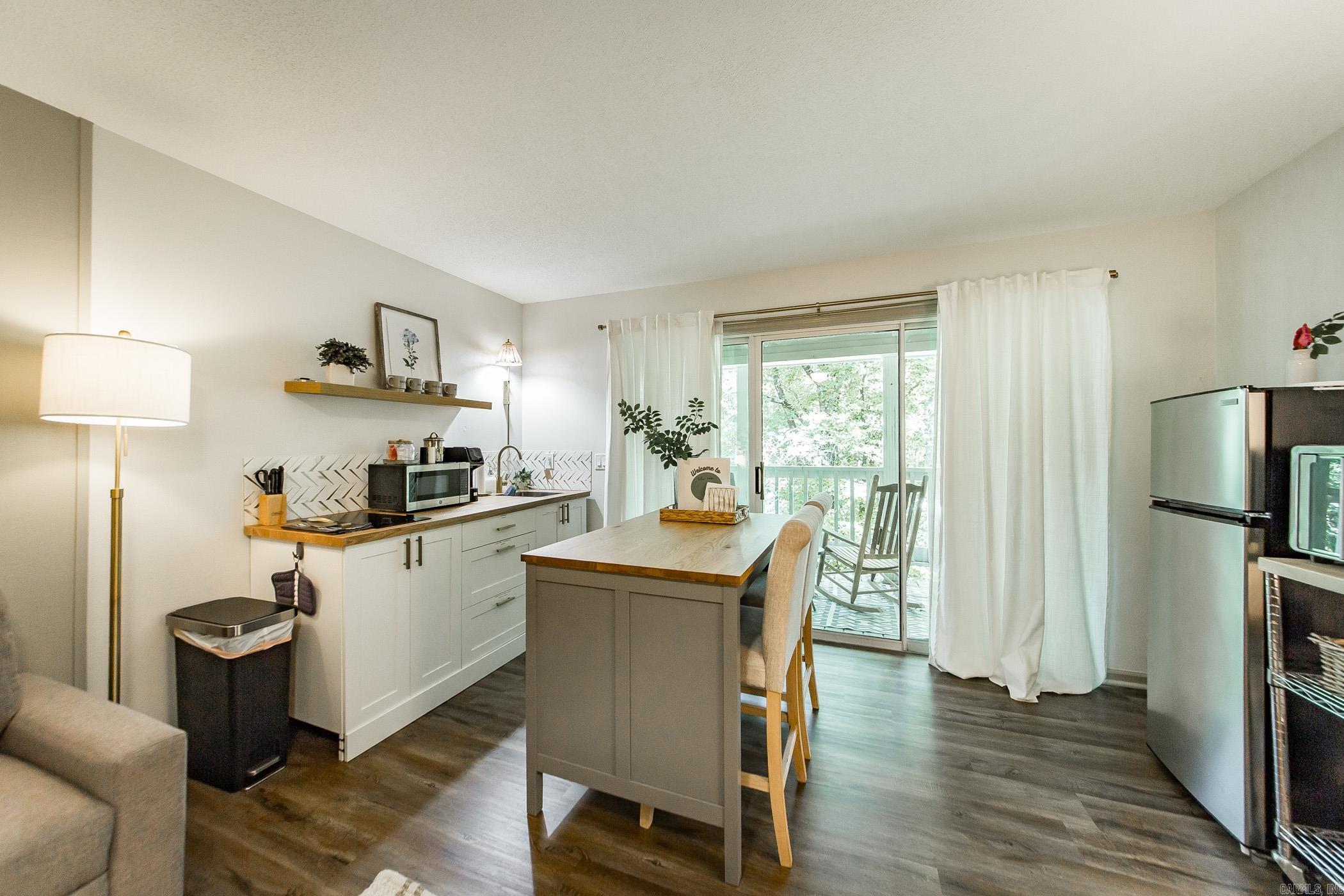 3101 Summerhill Place  Fairfield Bay, AR