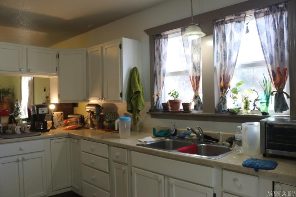 660 Prince  Mountain View, AR