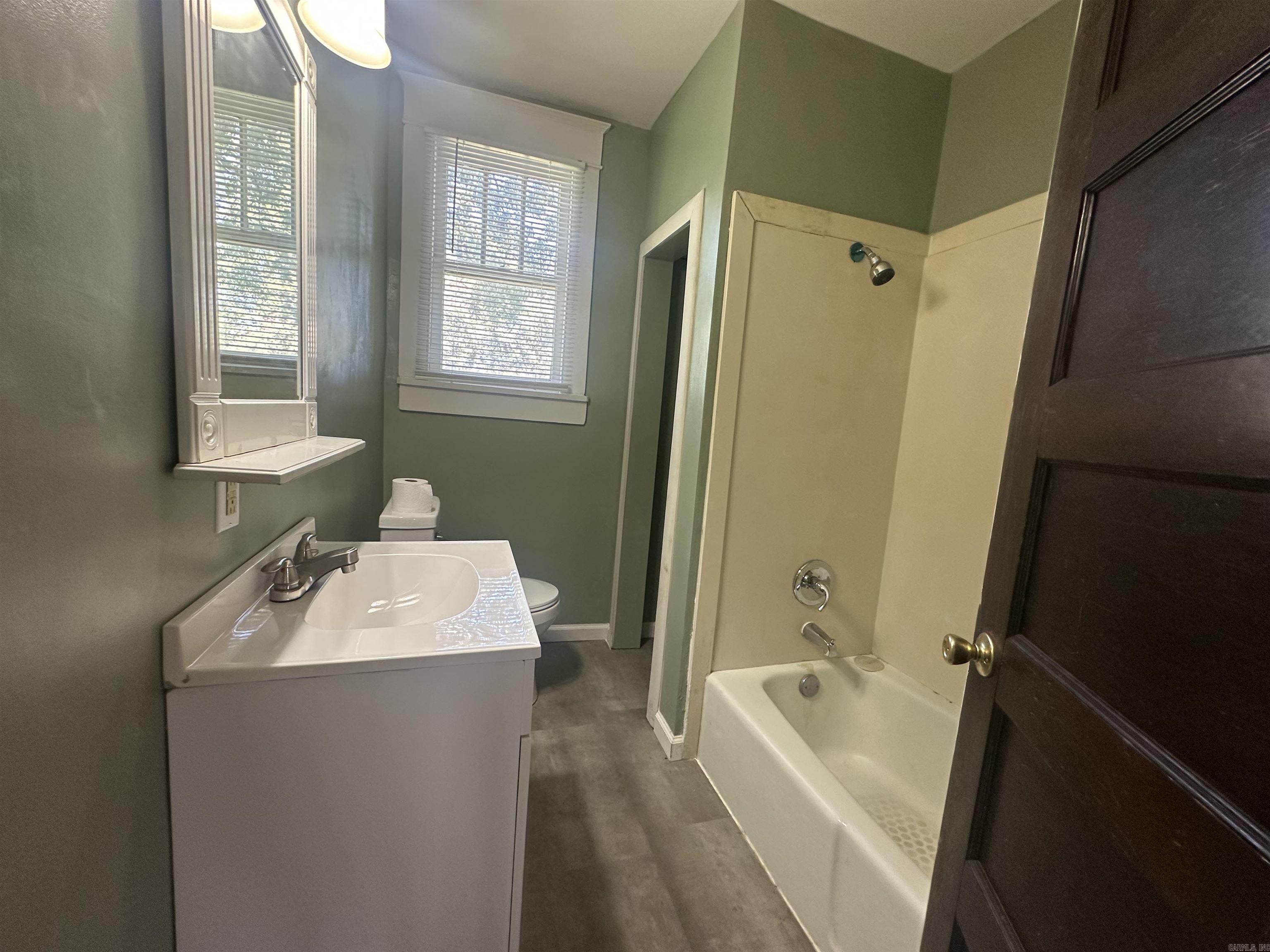 120 Wilson  Lonoke, AR