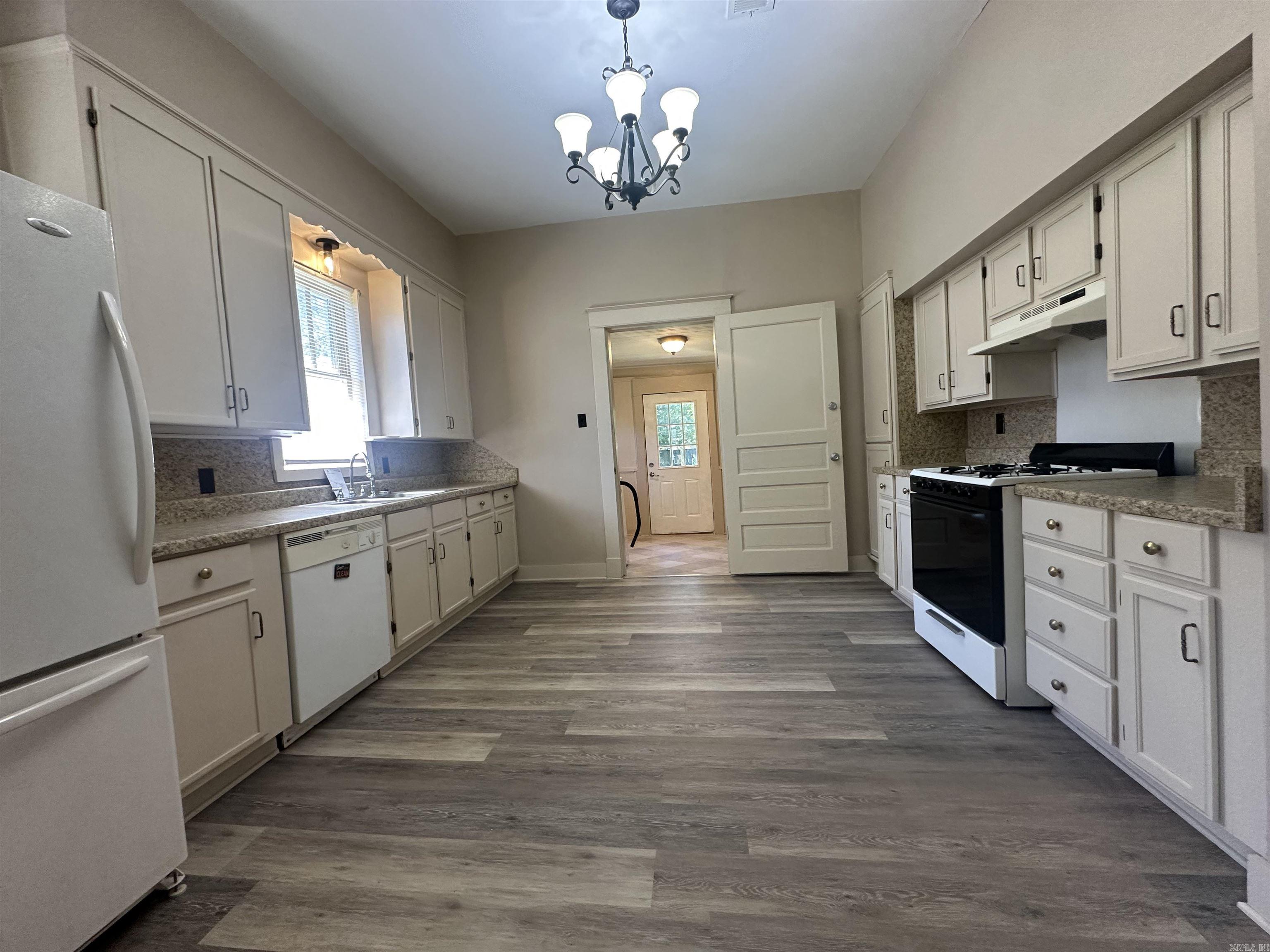 120 Wilson  Lonoke, AR