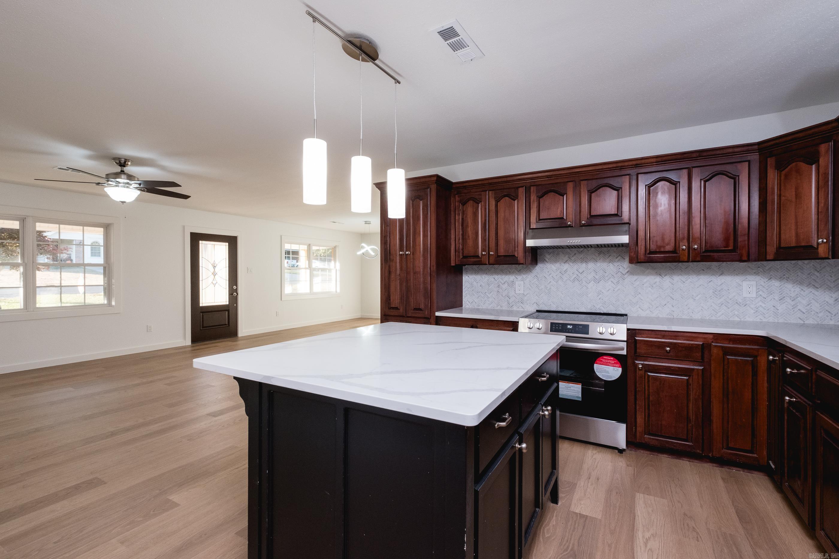 403 Wanda  Benton, AR