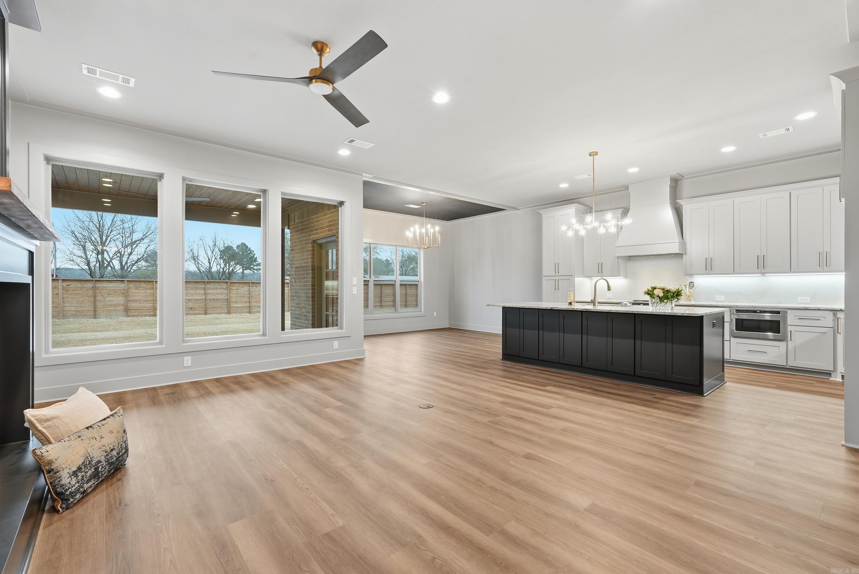 7 Dragonfly Cove Greenbrier, AR 72058