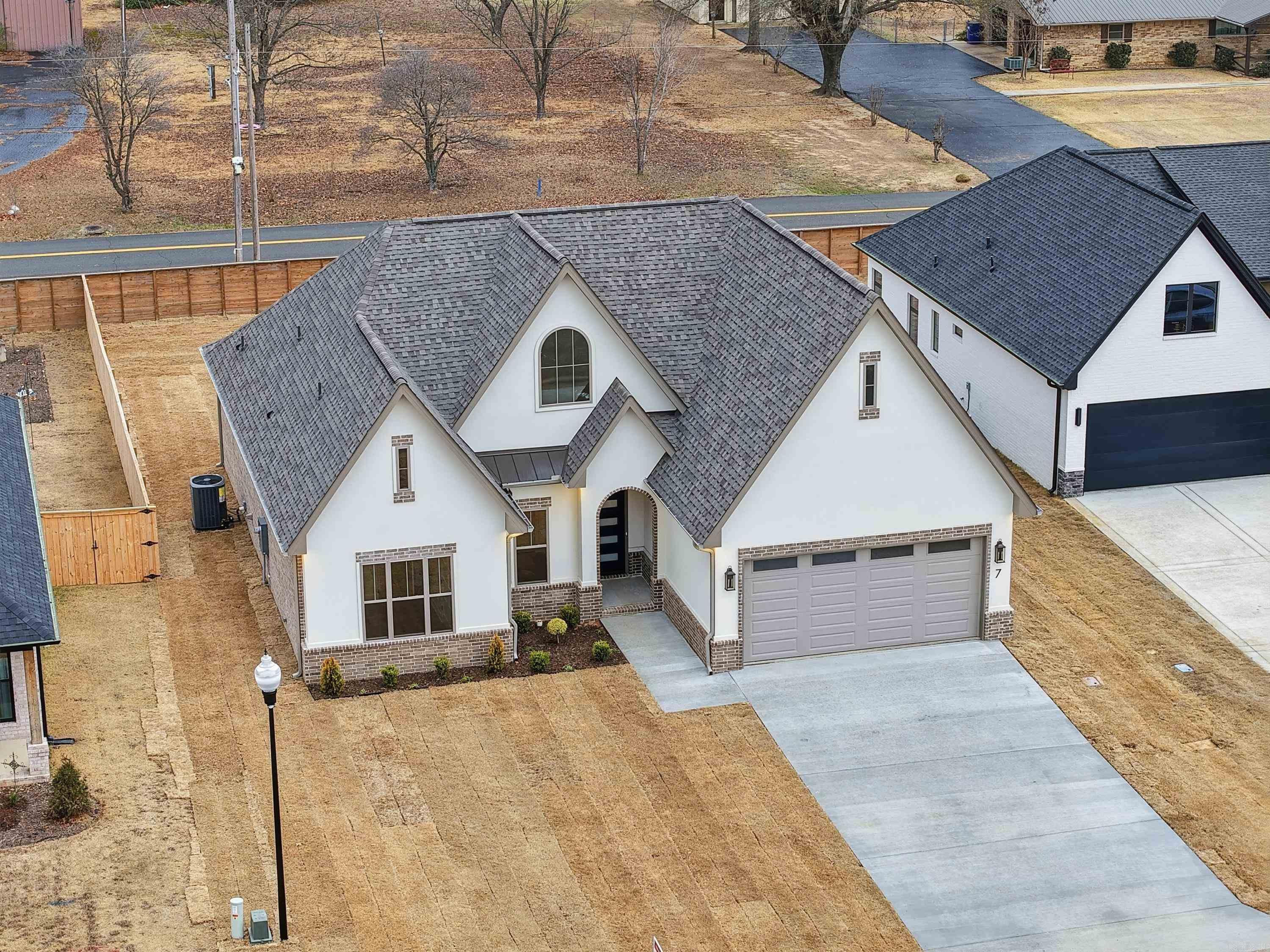 7 Dragonfly Cove Greenbrier, AR 72058