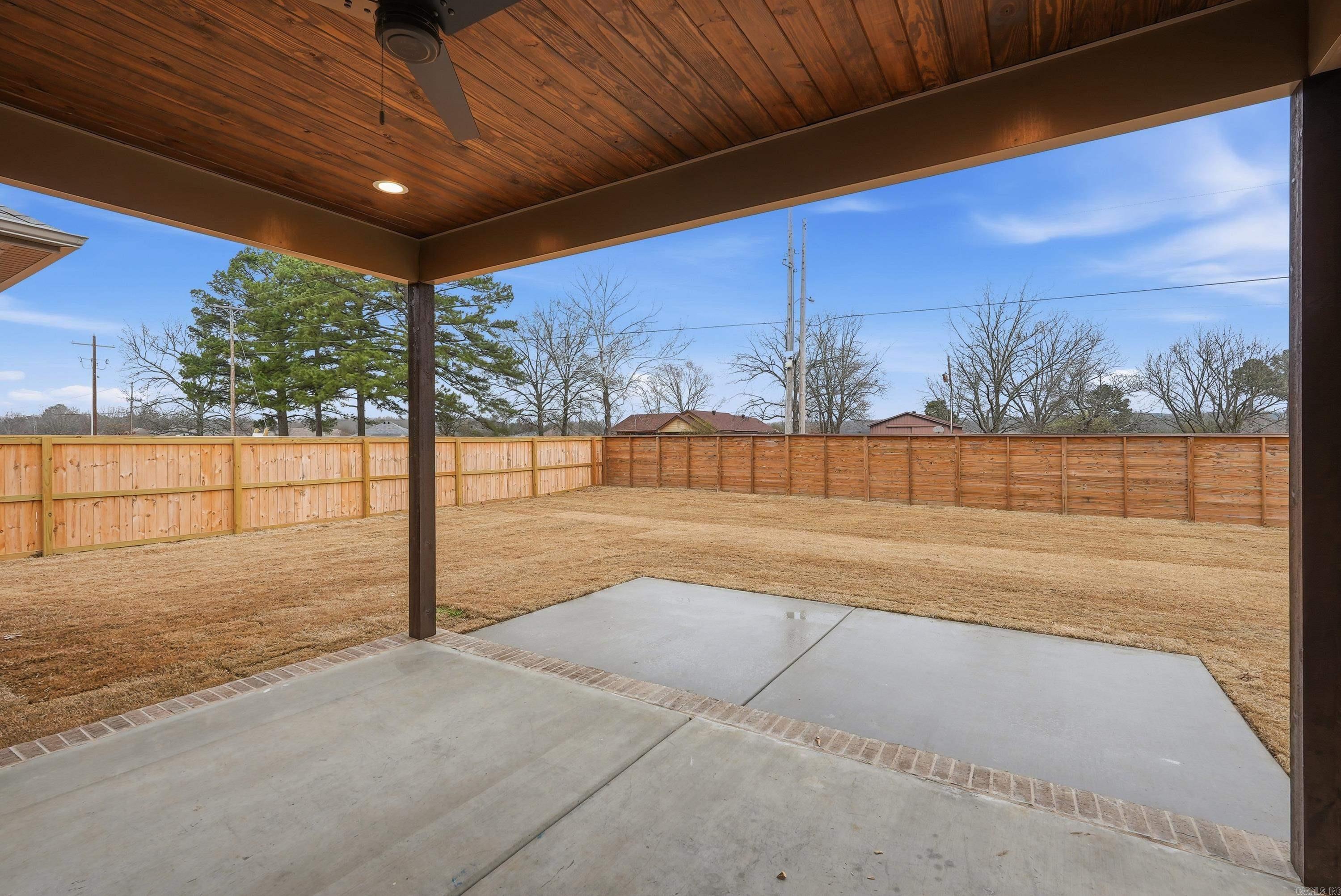 7 Dragonfly Cove Greenbrier, AR 72058