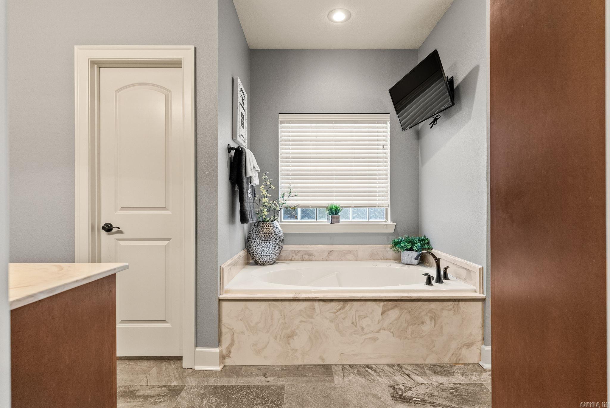 12 Dryer Dr  Greenbrier, AR