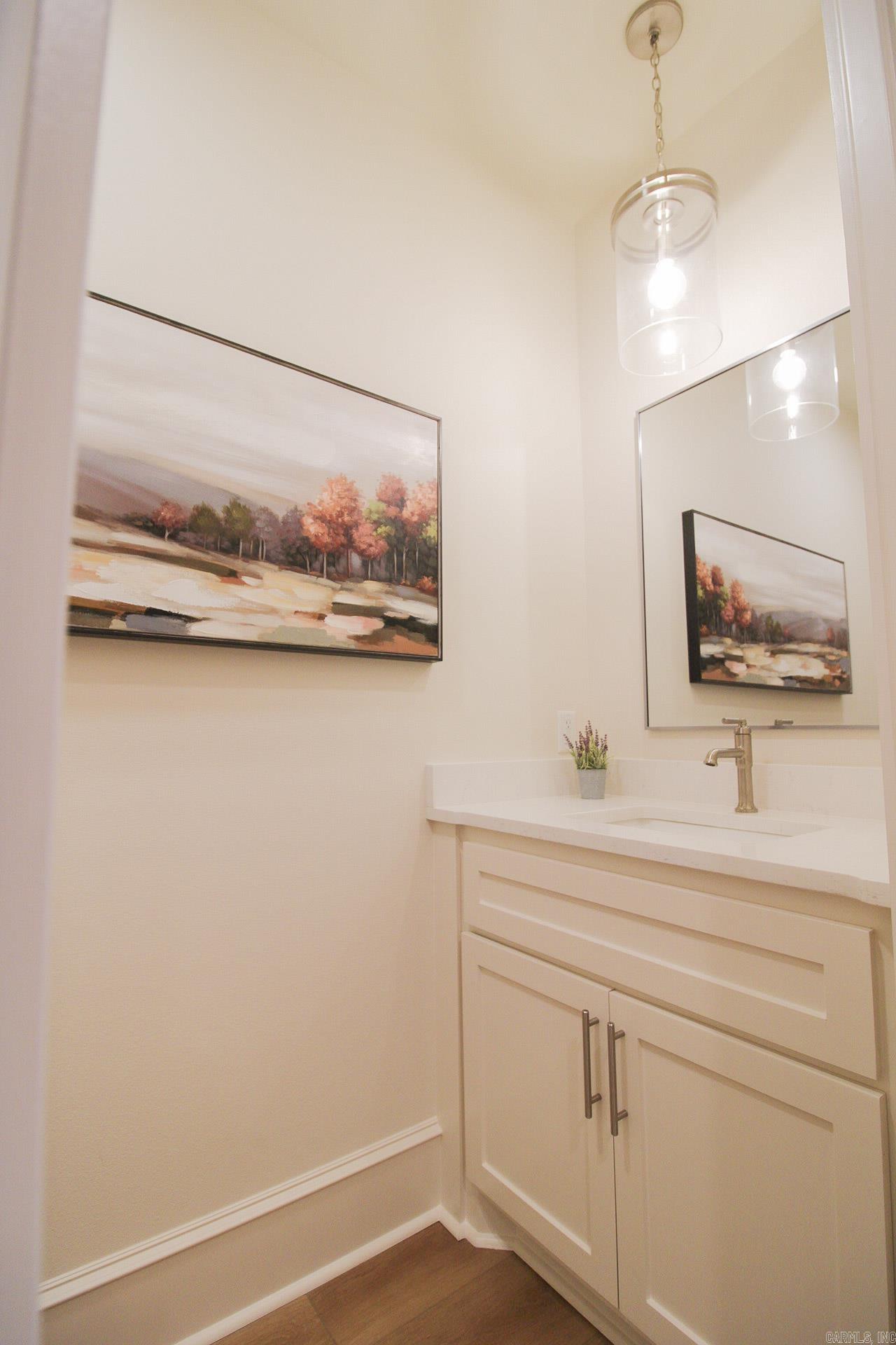 12 Highland  Greenbrier, AR