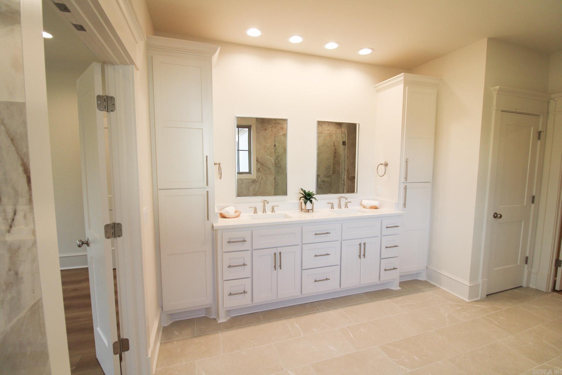 12 Highland  Greenbrier, AR