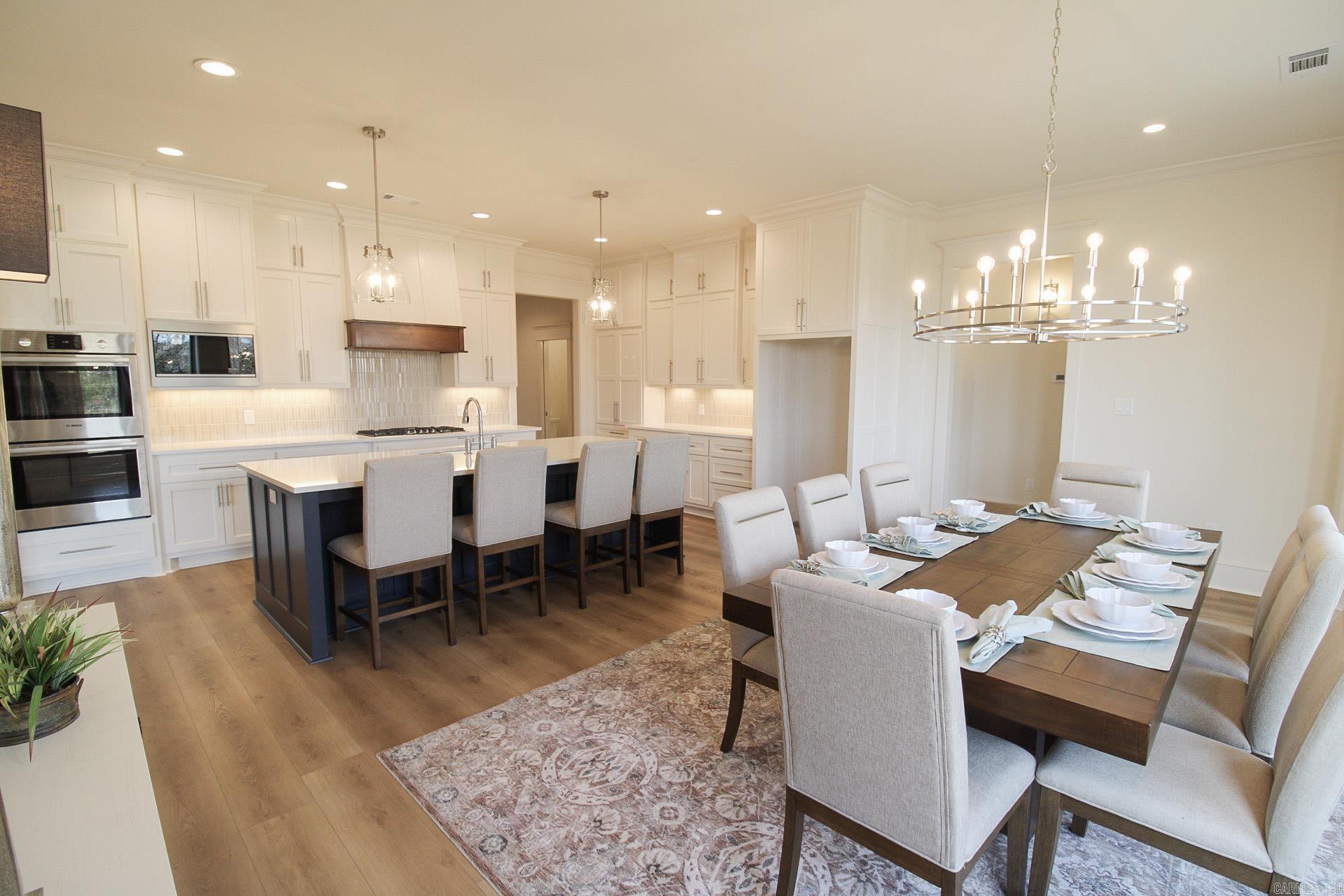 12 Highland  Greenbrier, AR