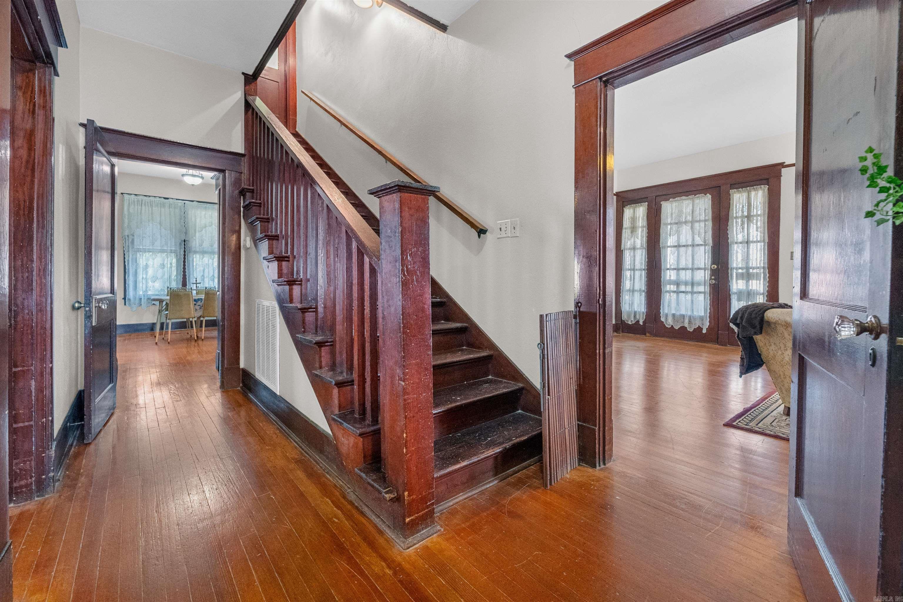 615 W Front  Lonoke, AR