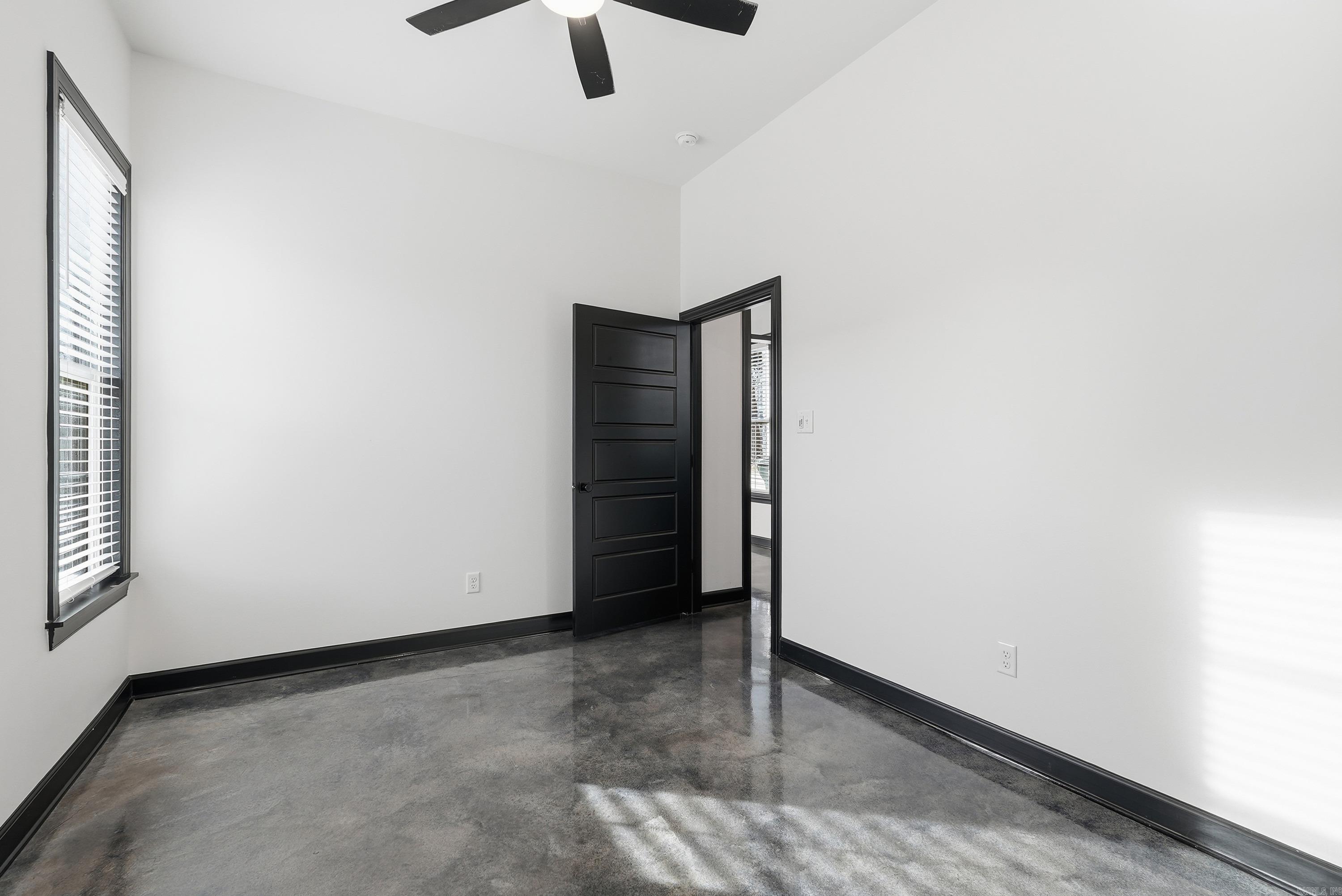 2121 COMMERCE  Little Rock, AR