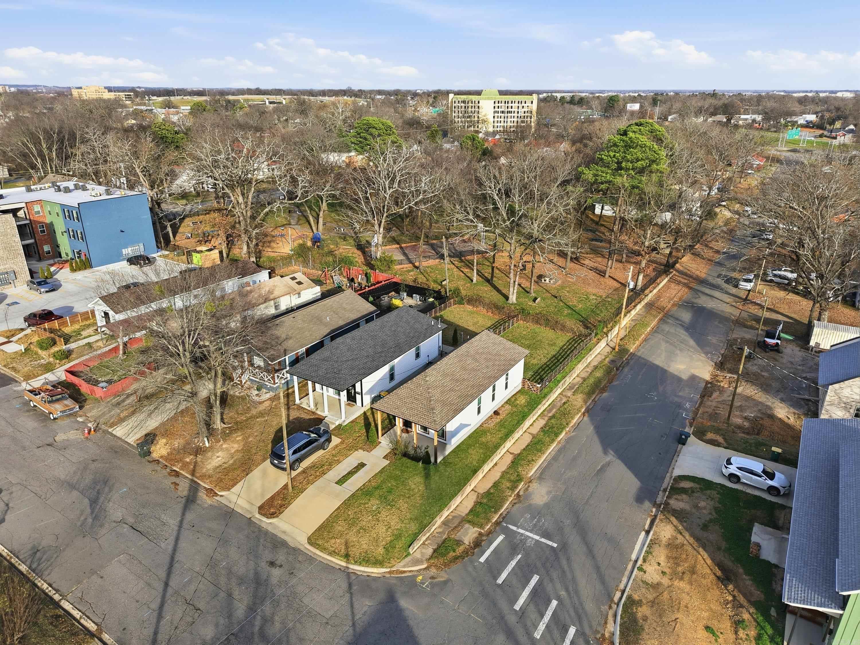 2121 COMMERCE  Little Rock, AR