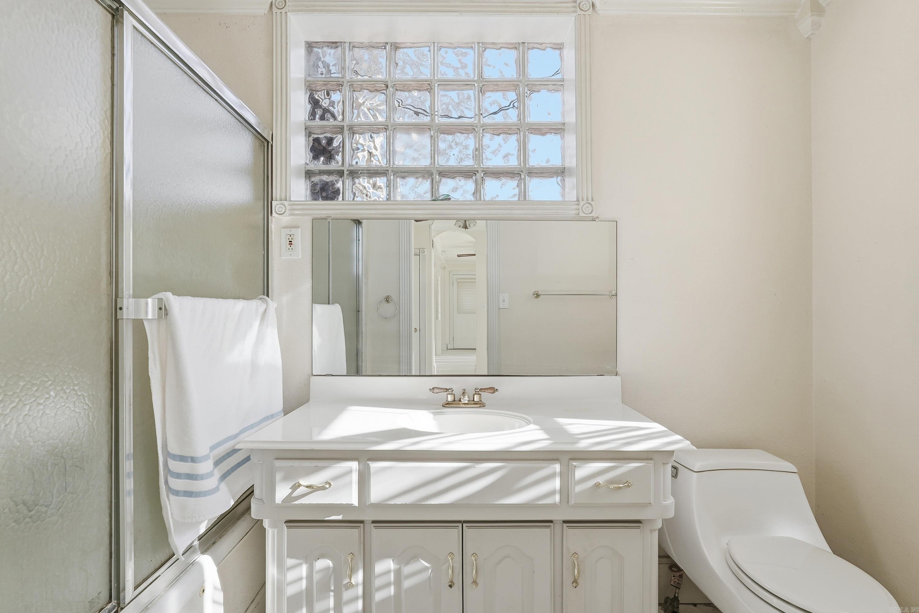 130 Waterside Lane  Hot Springs Village, AR