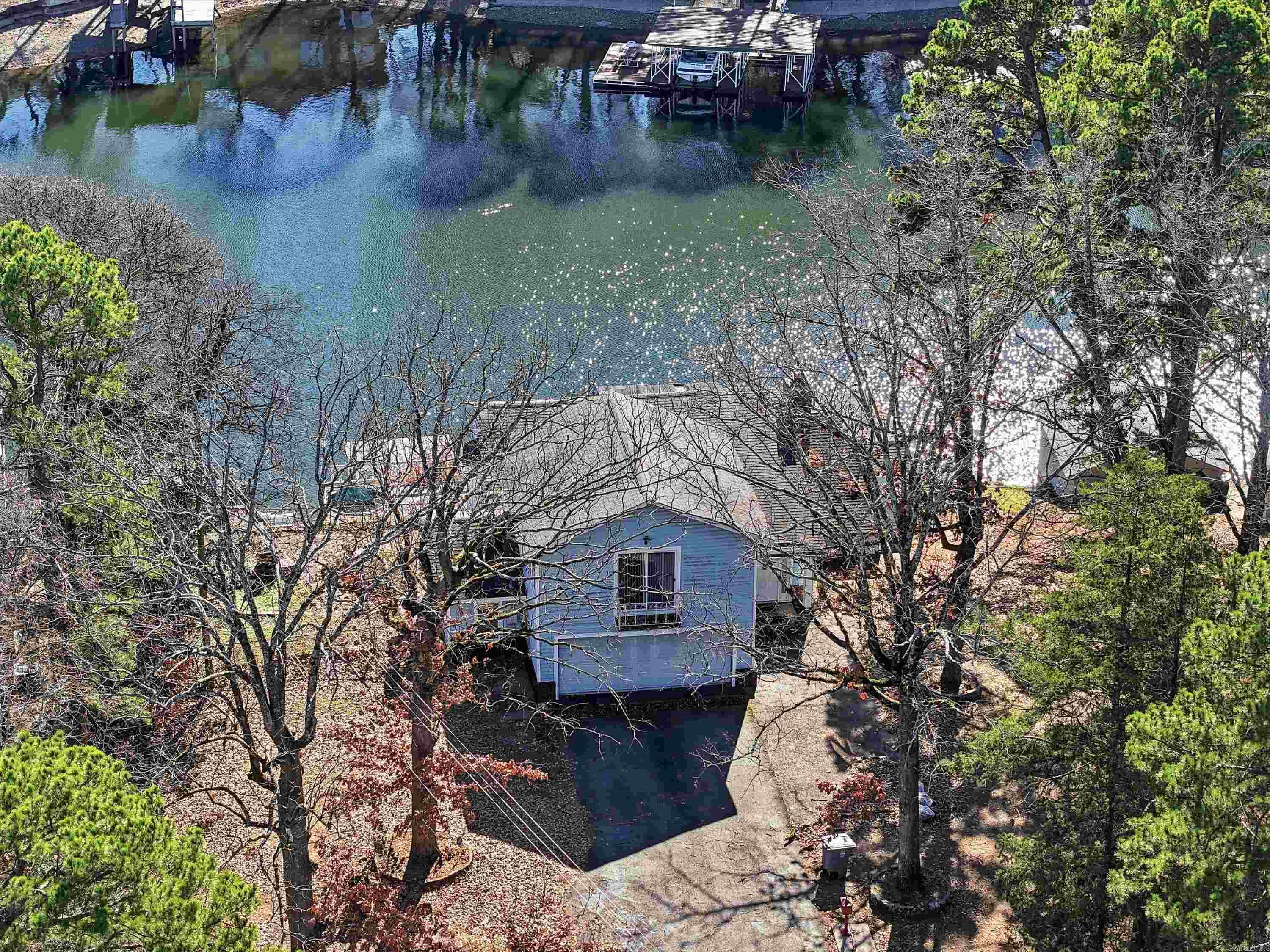 130 Waterside Lane  Hot Springs Village, AR