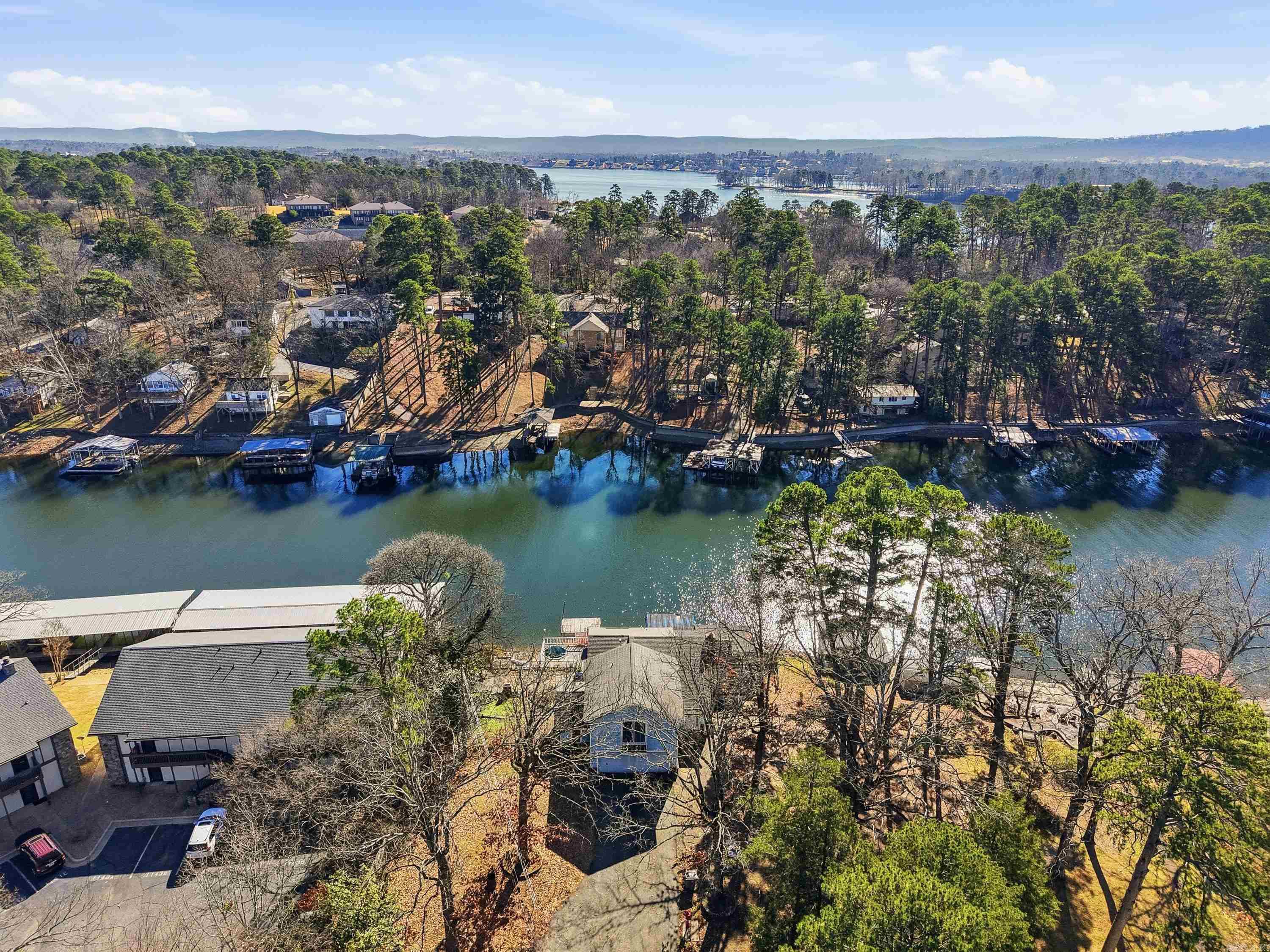 130 Waterside Lane  Hot Springs Village, AR