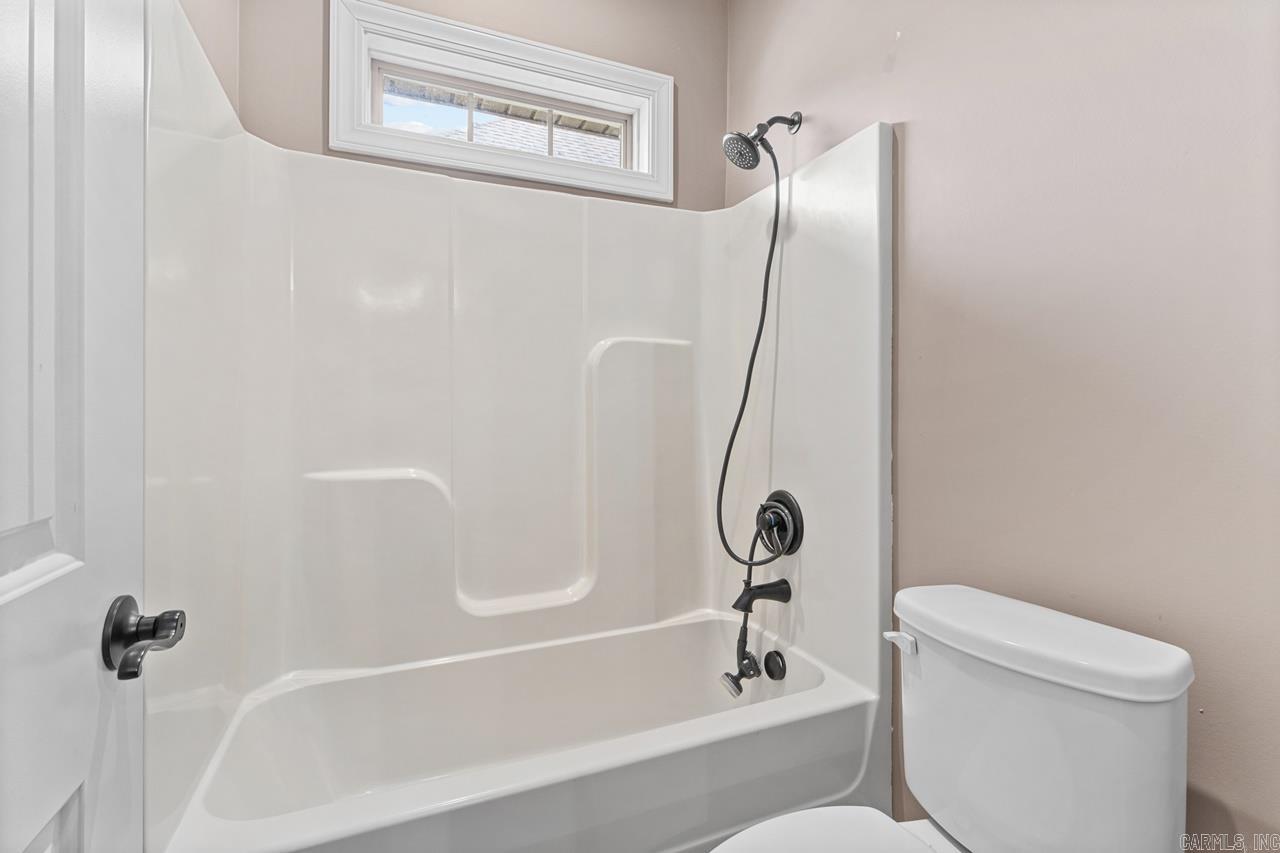 3205 Mallard Pointe Ln  Jonesboro, AR