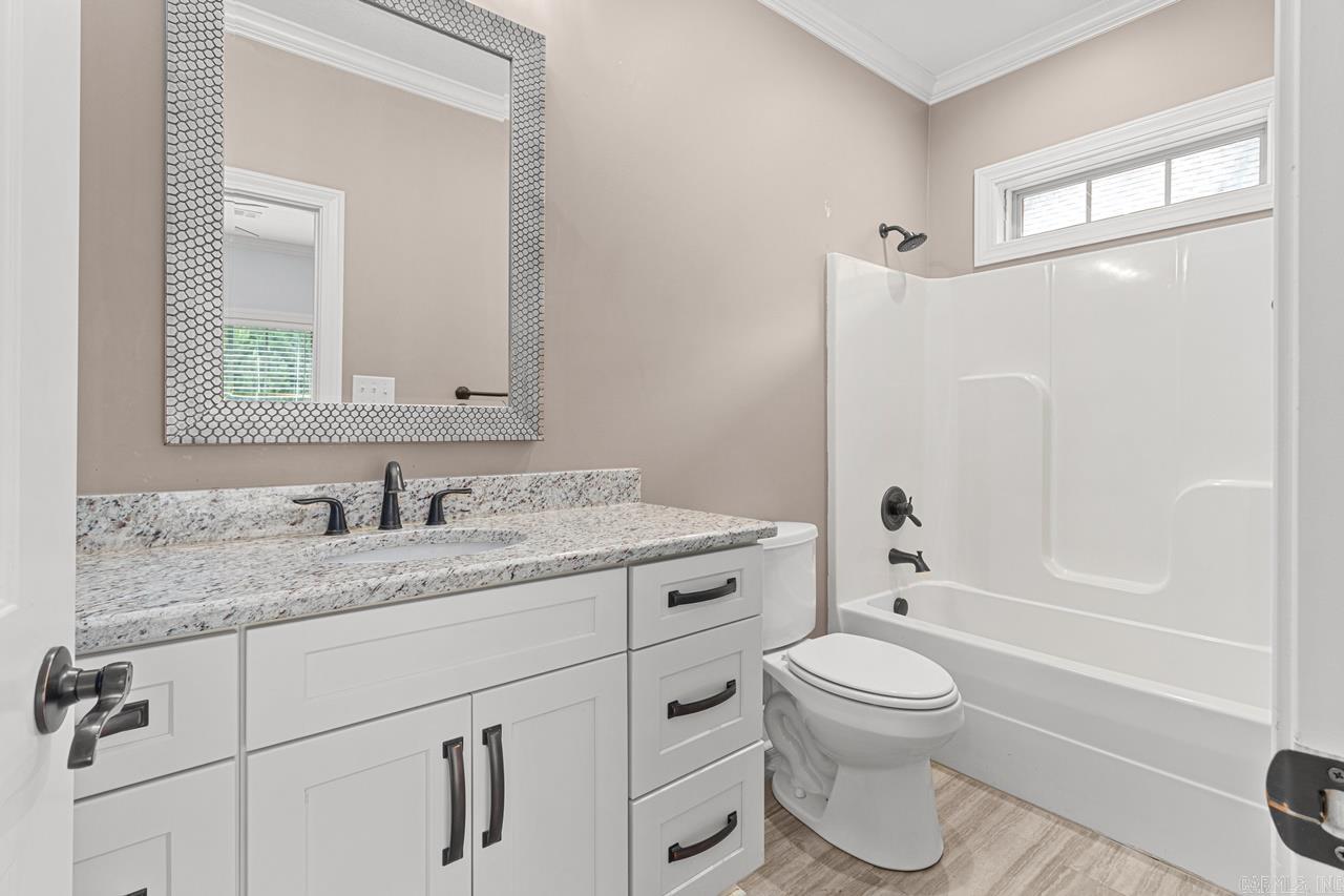 3205 Mallard Pointe Ln  Jonesboro, AR