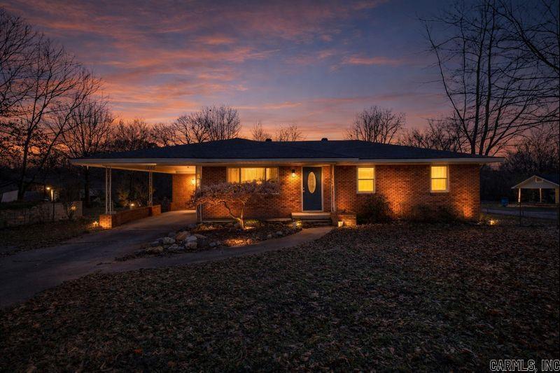 1213 N Shady  Bauxite, AR