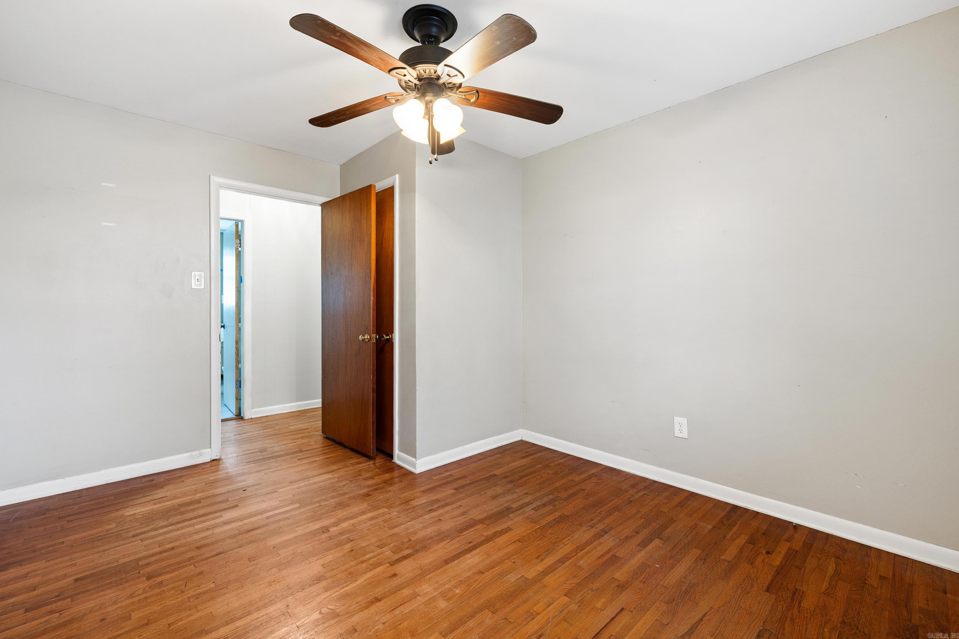 1213 N Shady Lane Bauxite, AR 72015