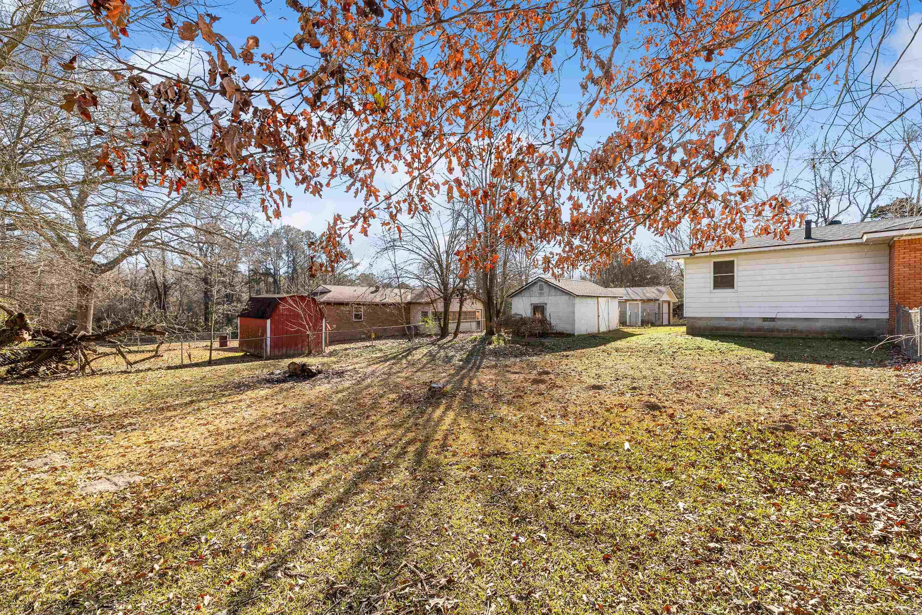 1213 N Shady Lane Bauxite, AR 72015