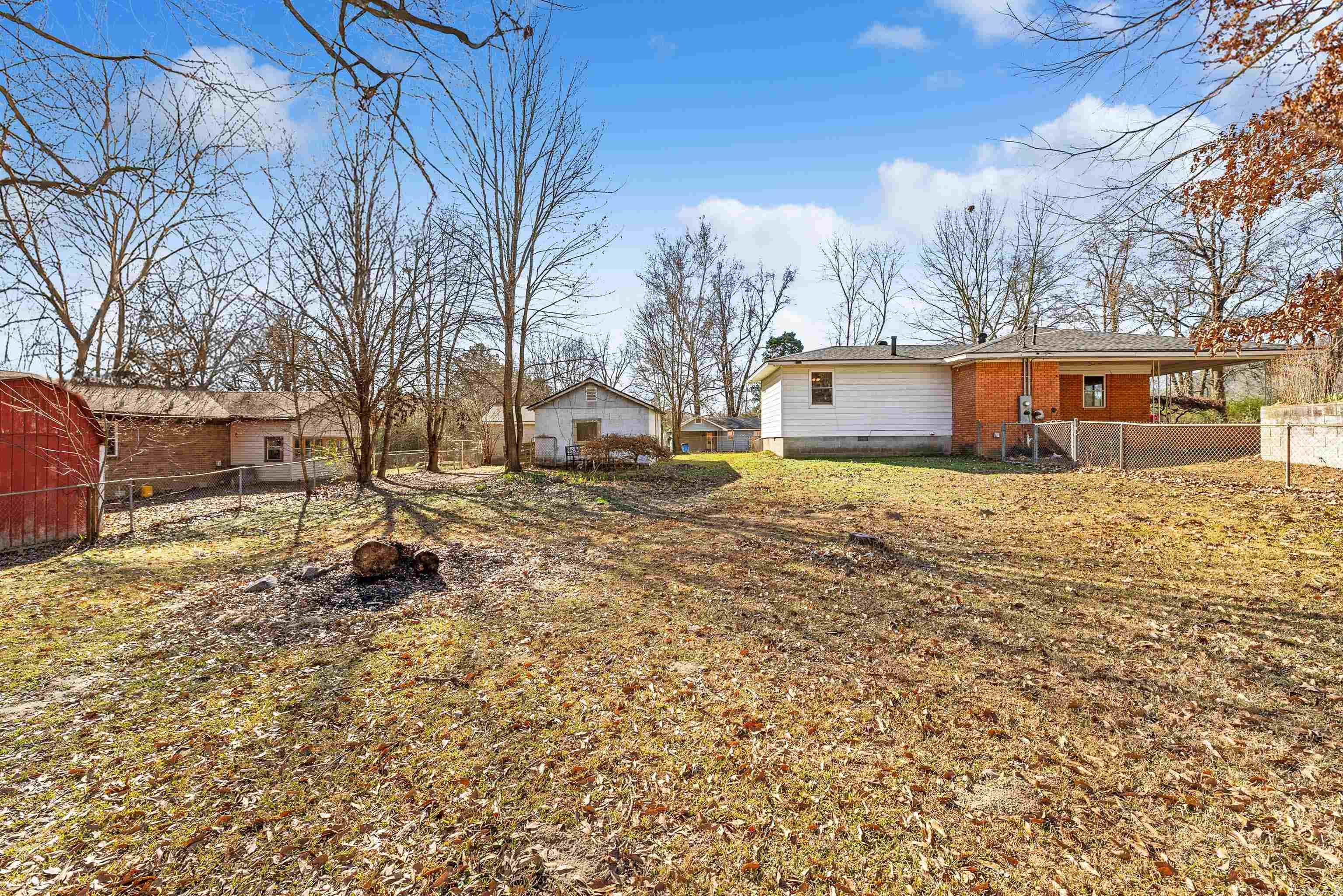 1213 N Shady Lane Bauxite, AR 72015