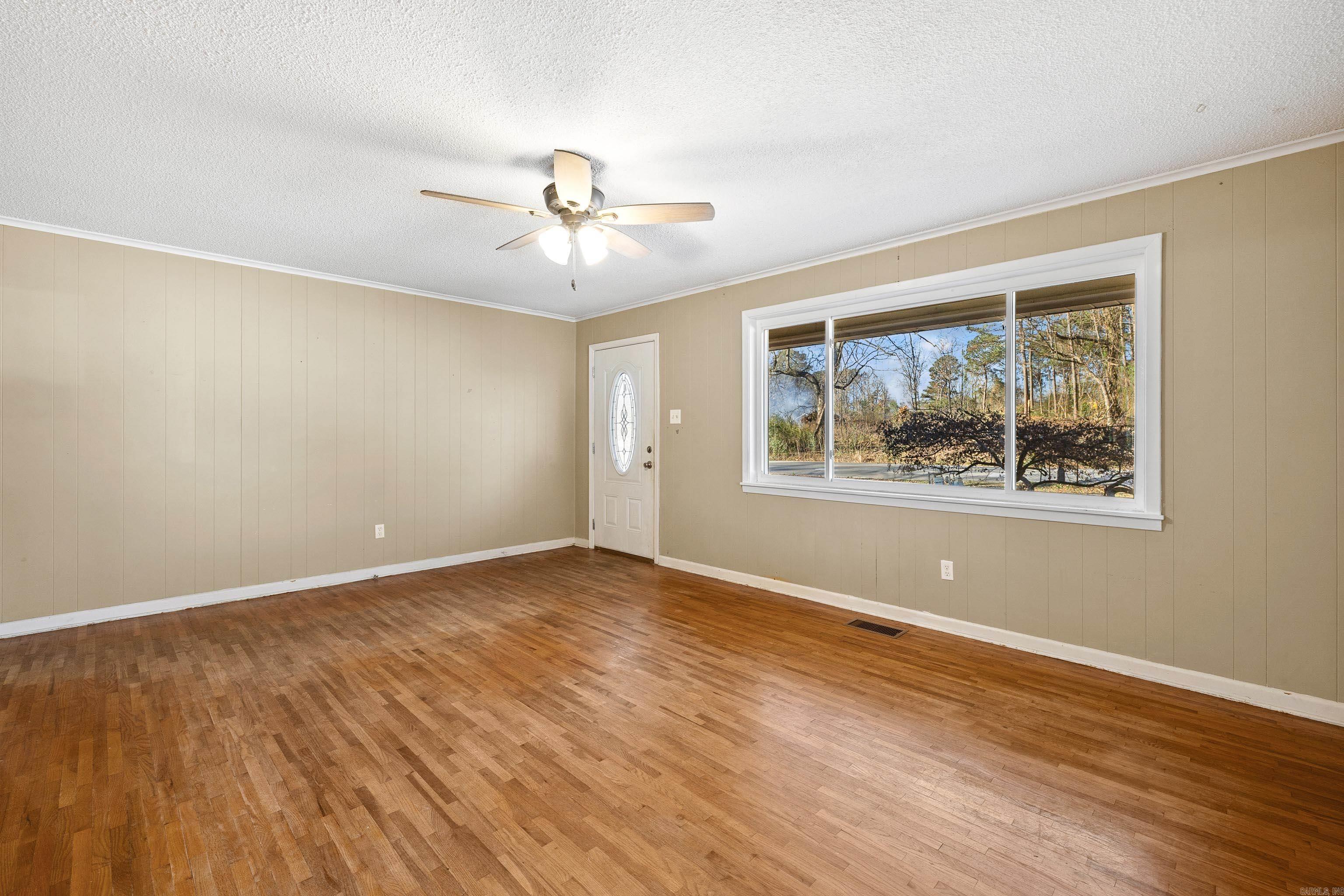 1213 N Shady  Bauxite, AR