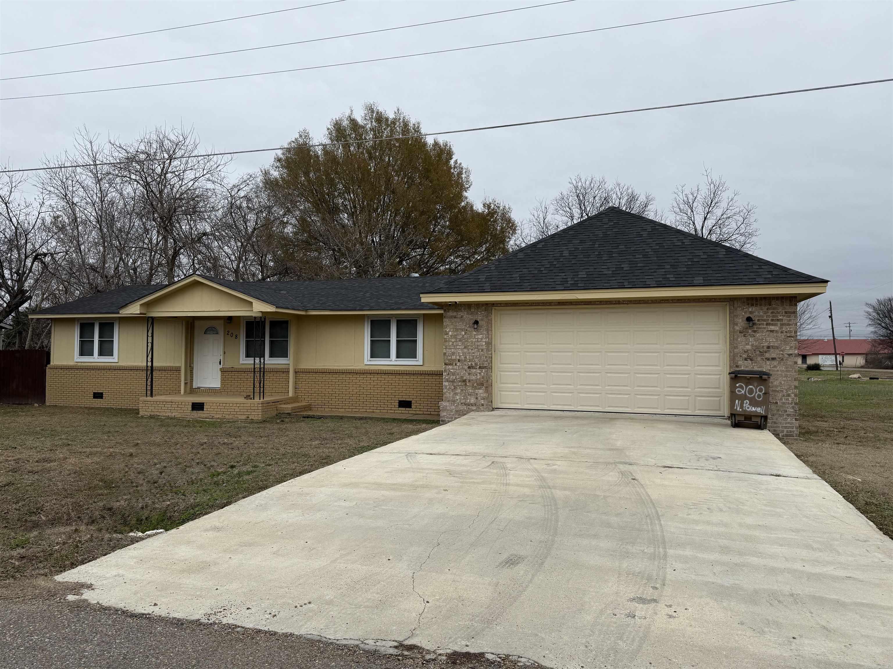 208 N Powell St  Forrest City, AR