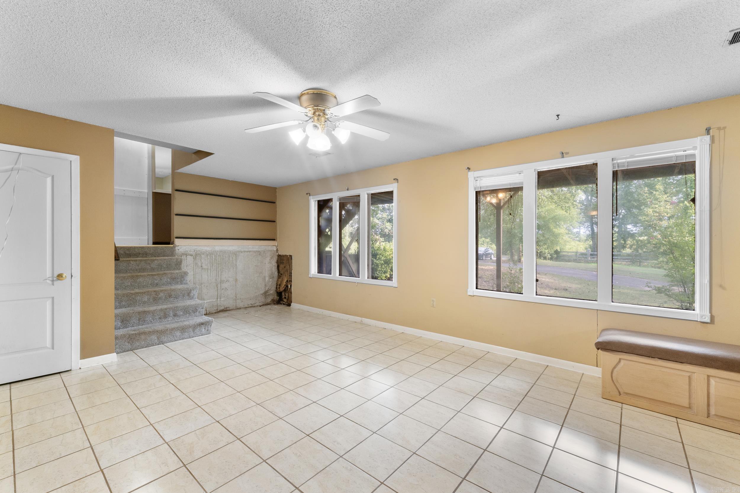 45 E Pleasant Valley  Greenbrier, AR