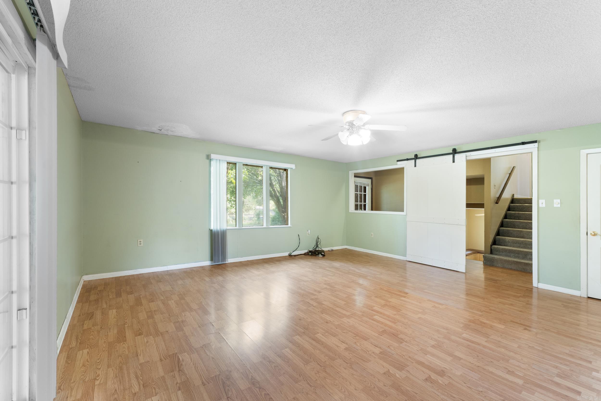 45 E Pleasant Valley  Greenbrier, AR