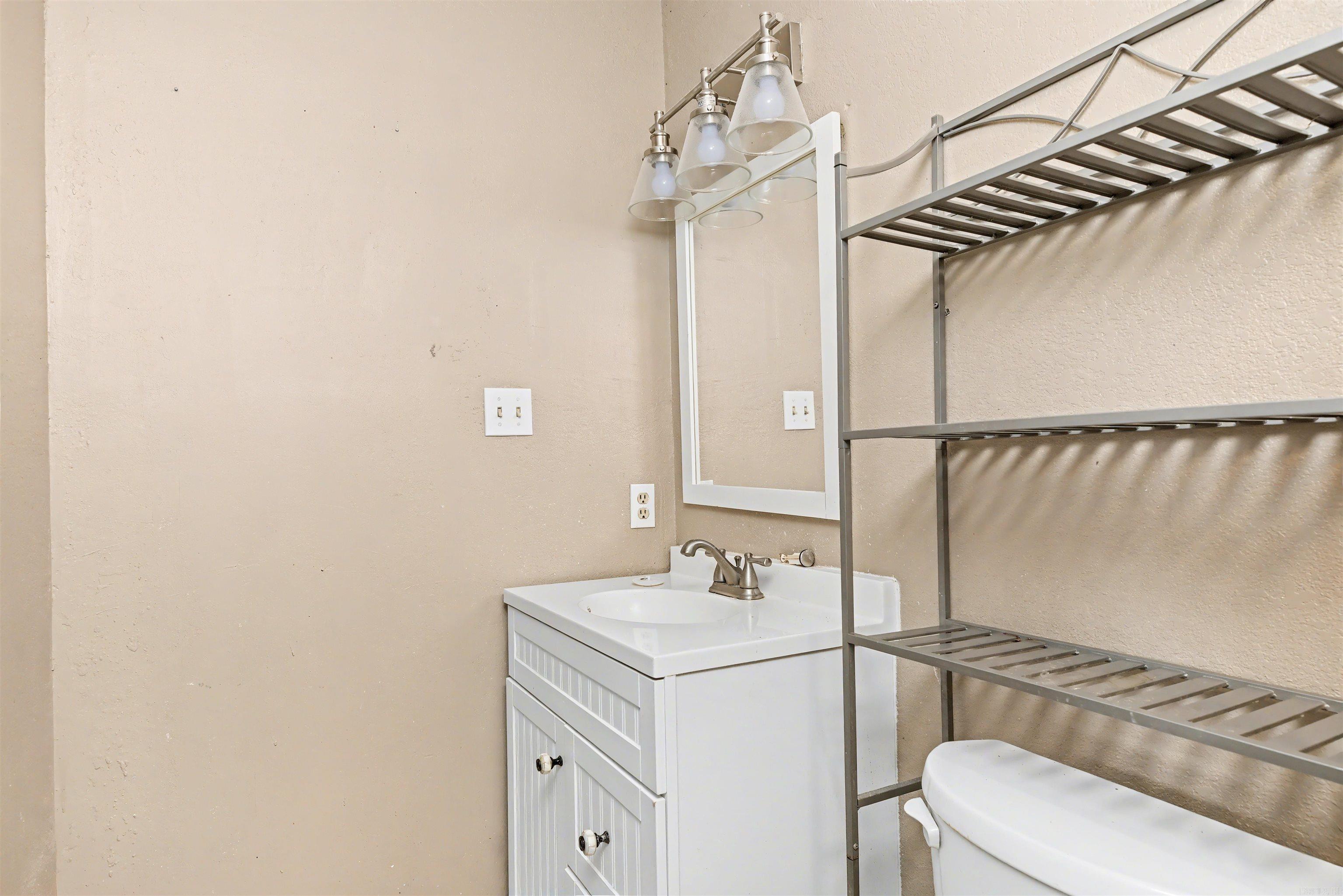 3609 Old Warren  Pine Bluff, AR