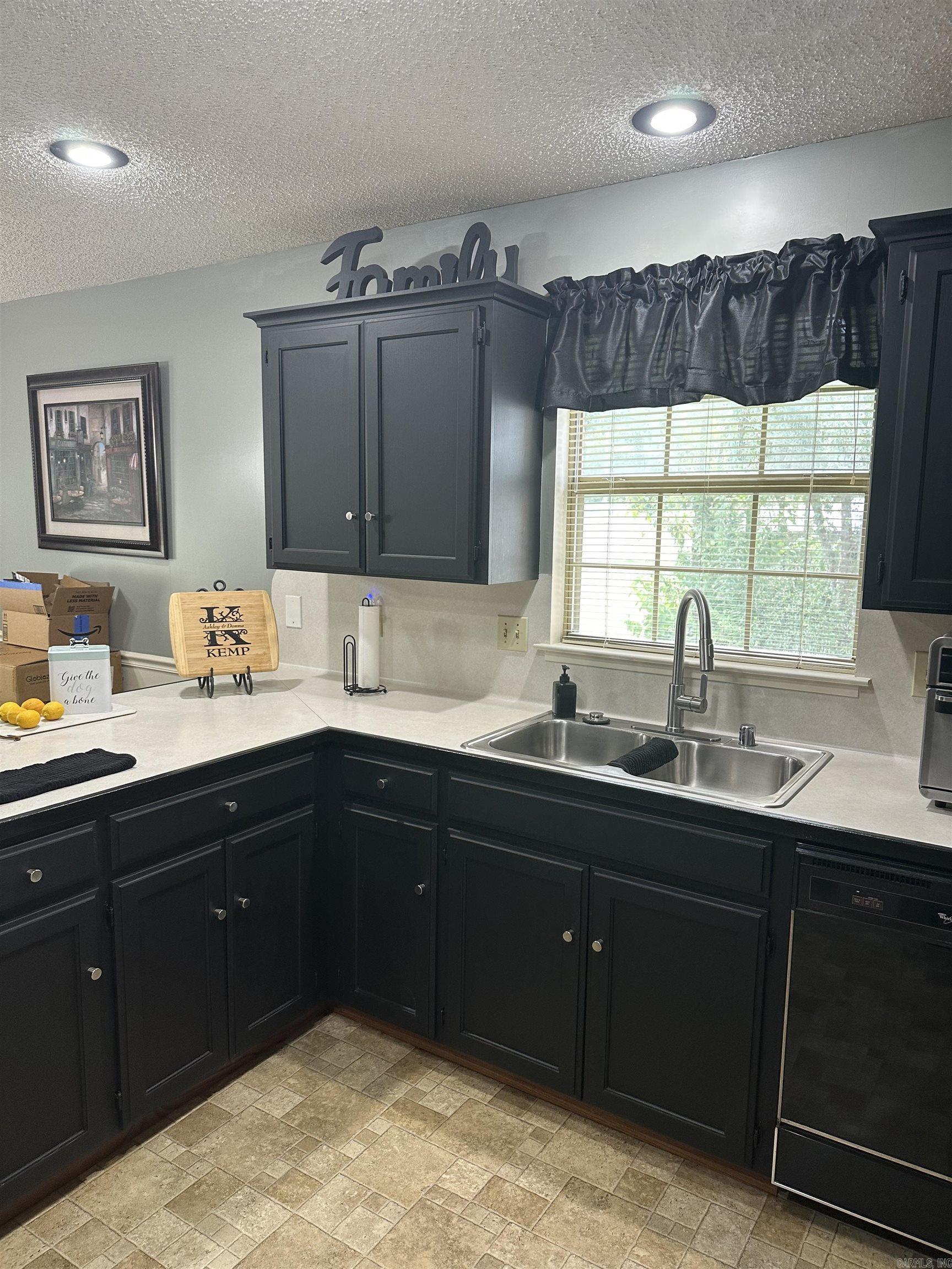 27 POINTER  Little Rock, AR