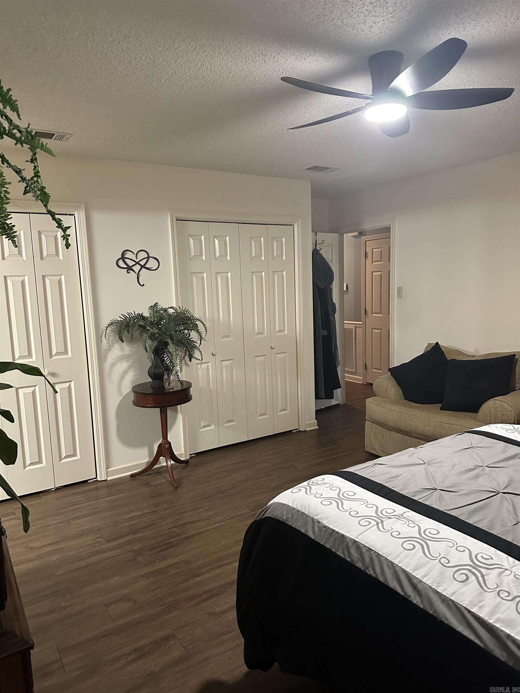 27 POINTER  Little Rock, AR