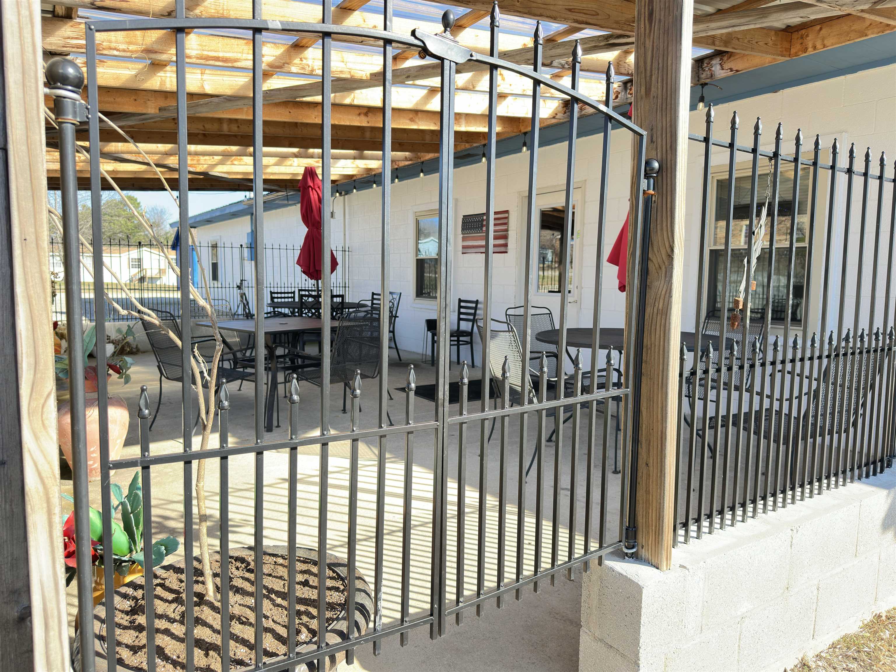 298 US HWY 62W  Ash Flat, AR