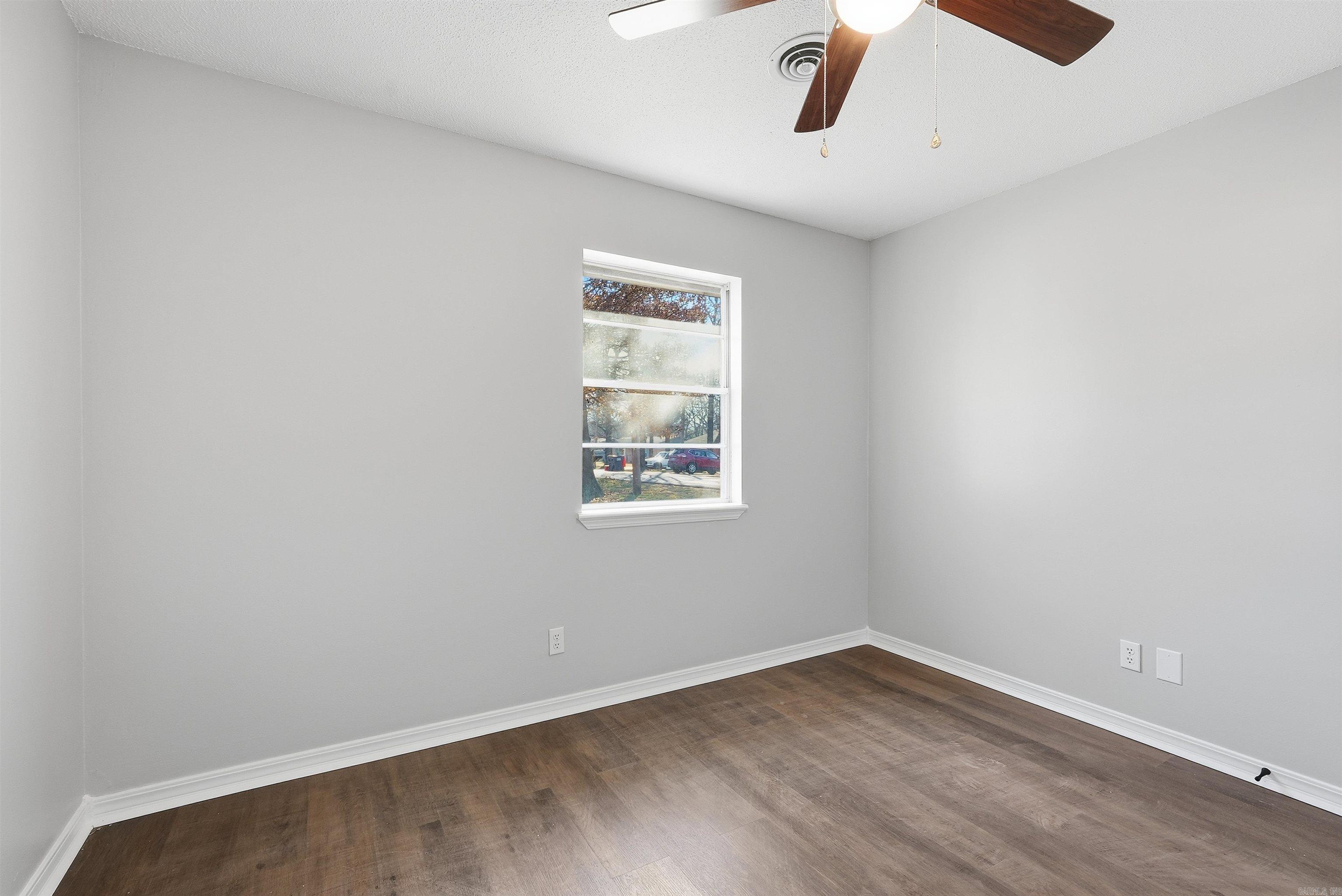 902 E 11th  Russellville, AR