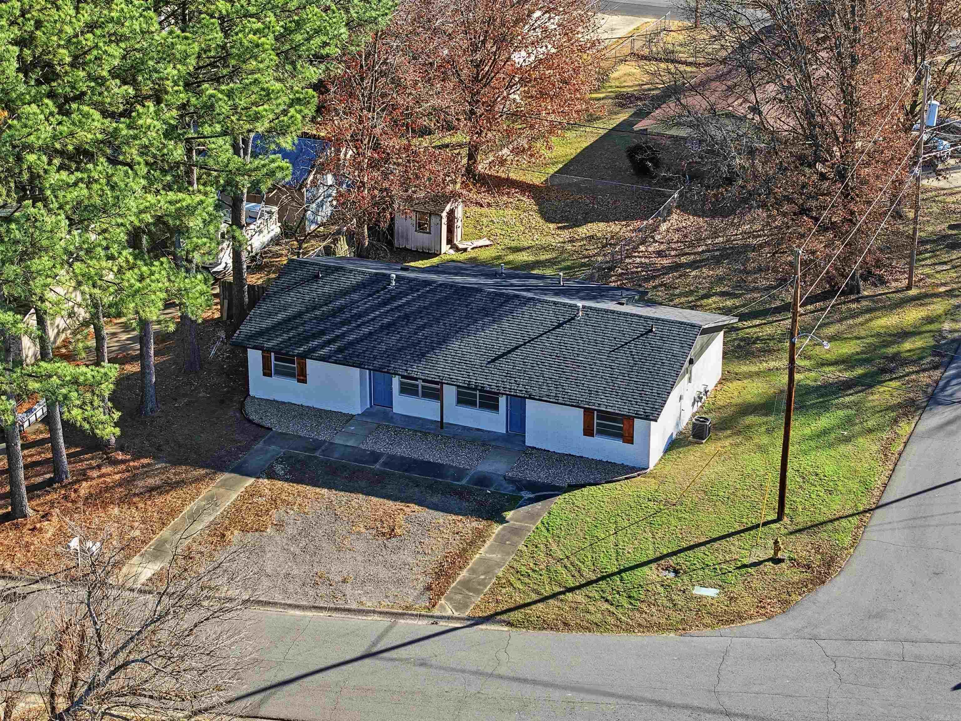 902 E 11th  Russellville, AR